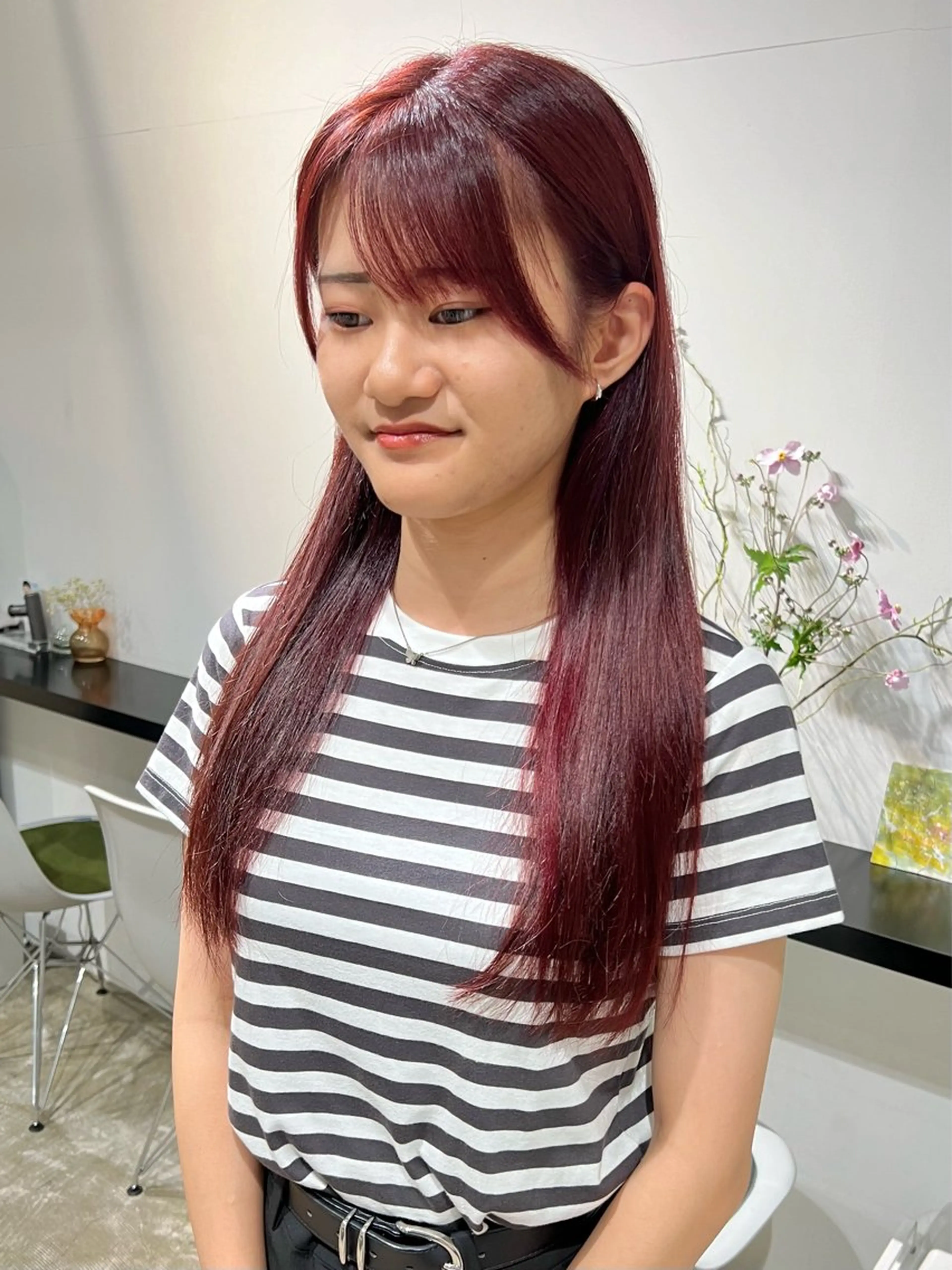 ロング ヘアカラー 石井 菜々のヘアスタイル