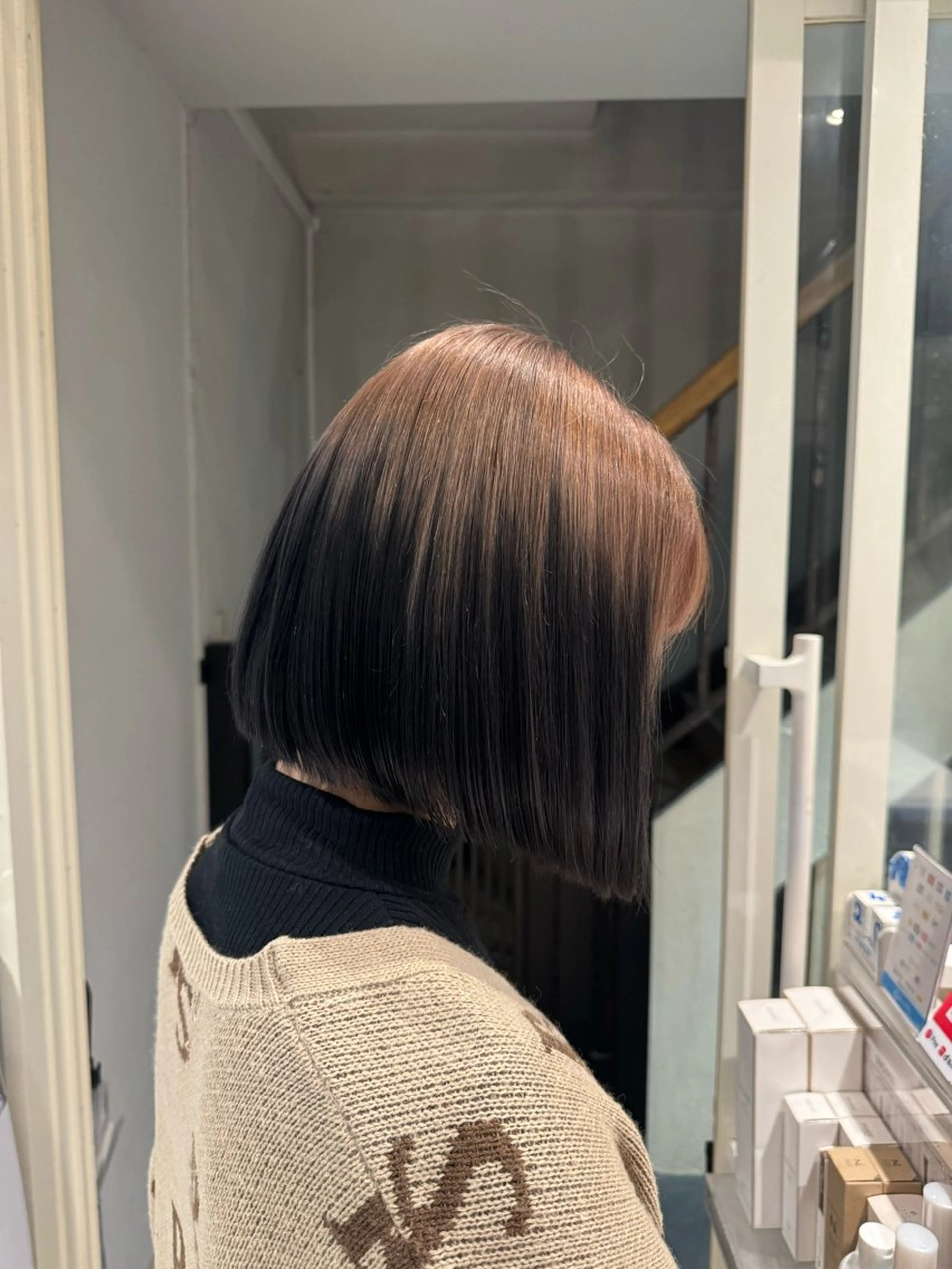 カラー 🍓URARA 🥀最強ハイトーン❤のヘアスタイル