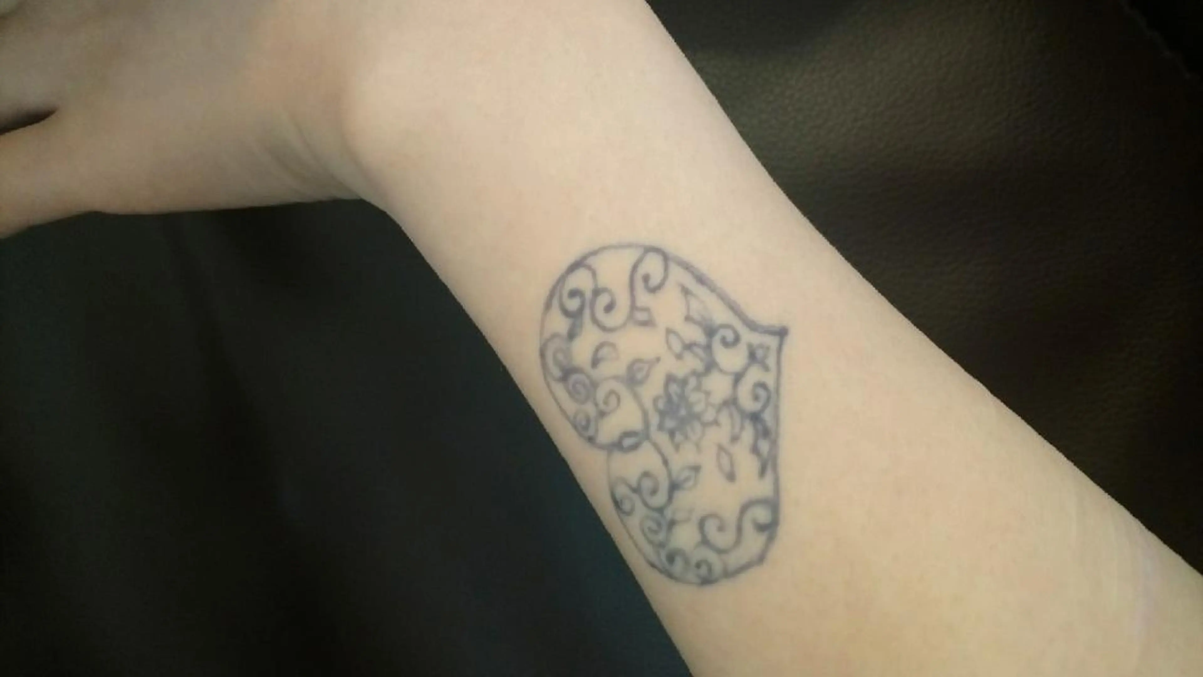 Roger 舞のネイルデザイン