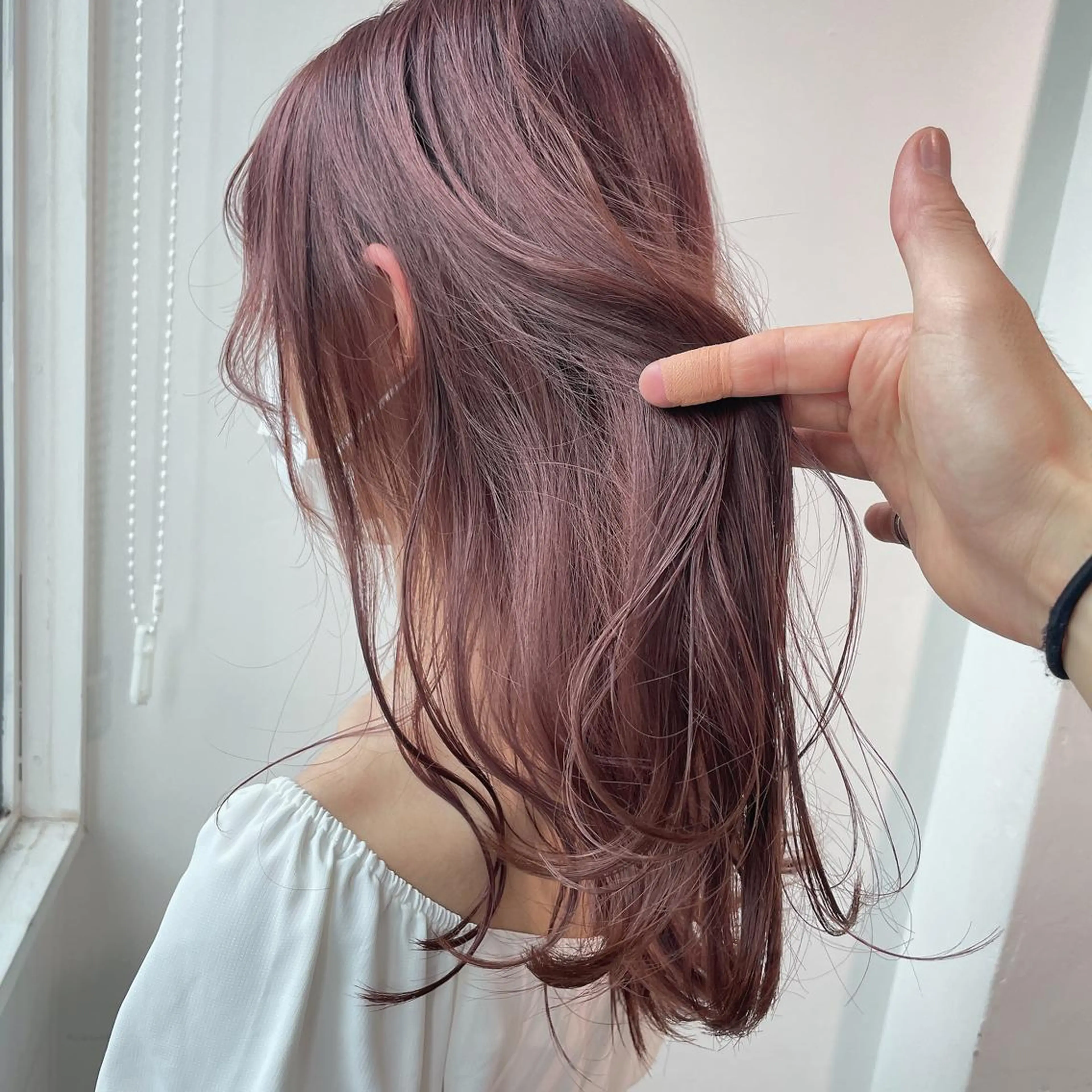 ミディアム カラー パーマ ヘアアレンジ 🩶透髪×モテ髪🩶 池袋SHE🏹🩶のヘアスタイル