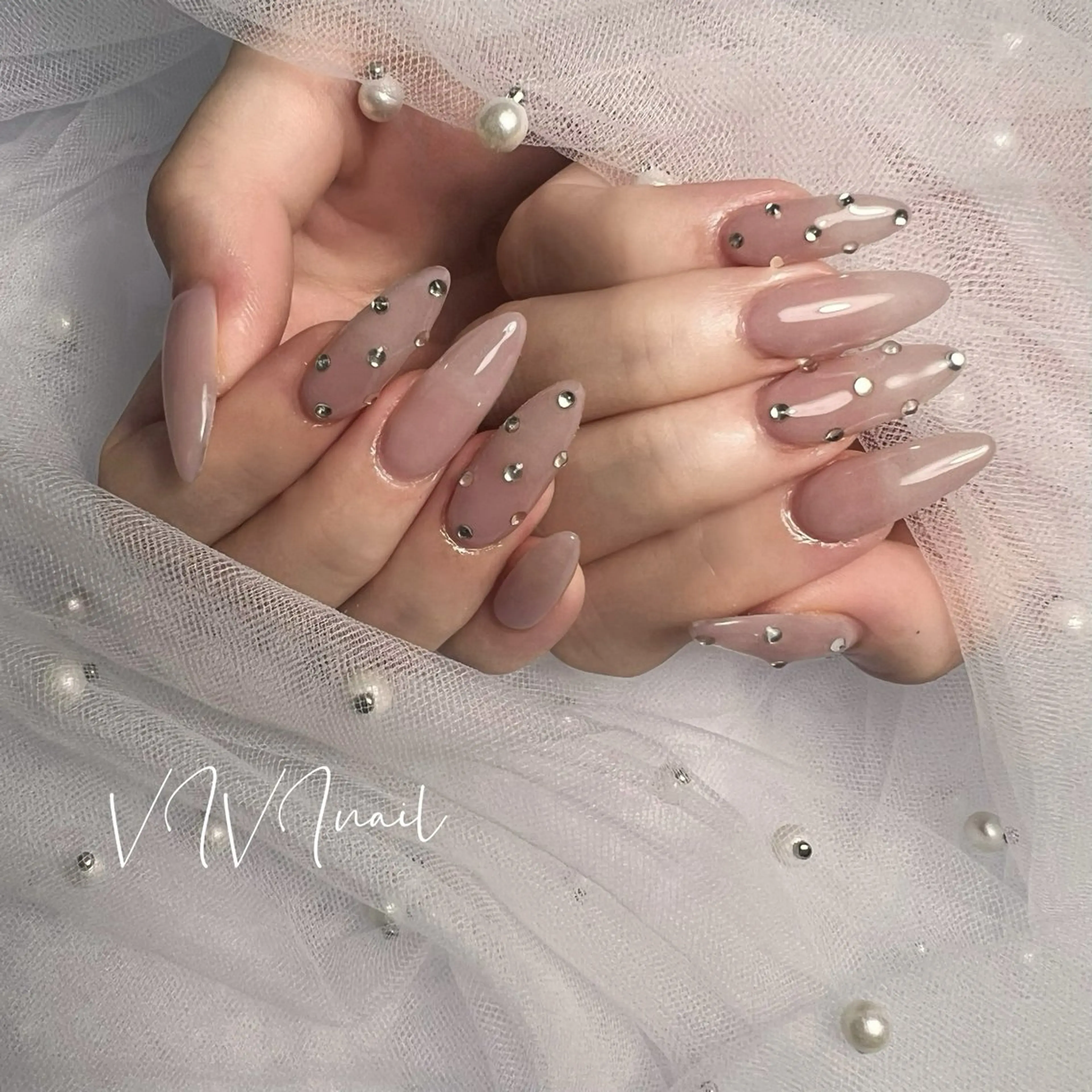 ネイル ロングネイル シンプルネイル ハンドネイル vivi nailのネイルデザイン