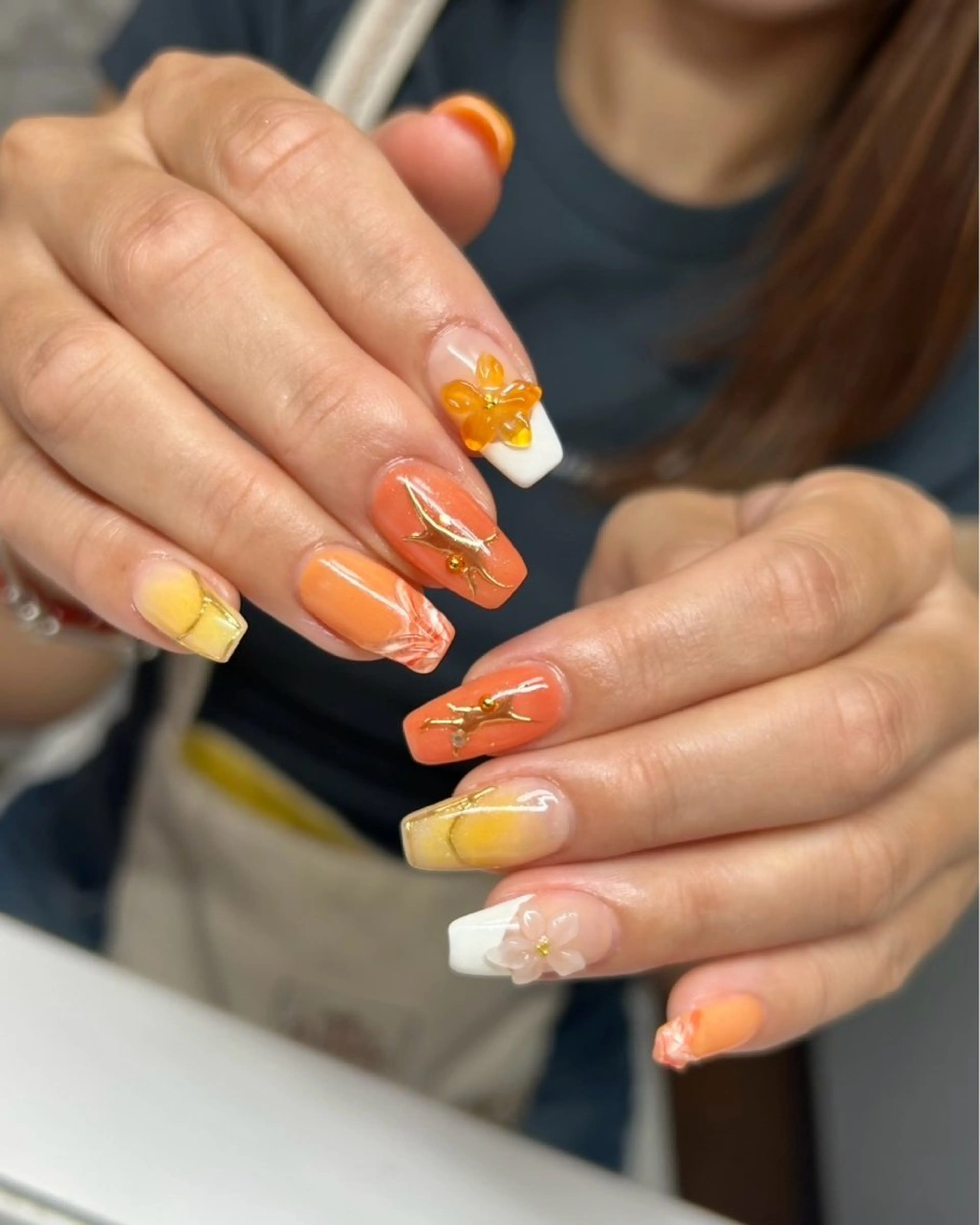 ネイル クリアネイル フラワーネイル 夏ネイル M Nails Bar at blühen village所属・M Nails Barのネイルデザイン