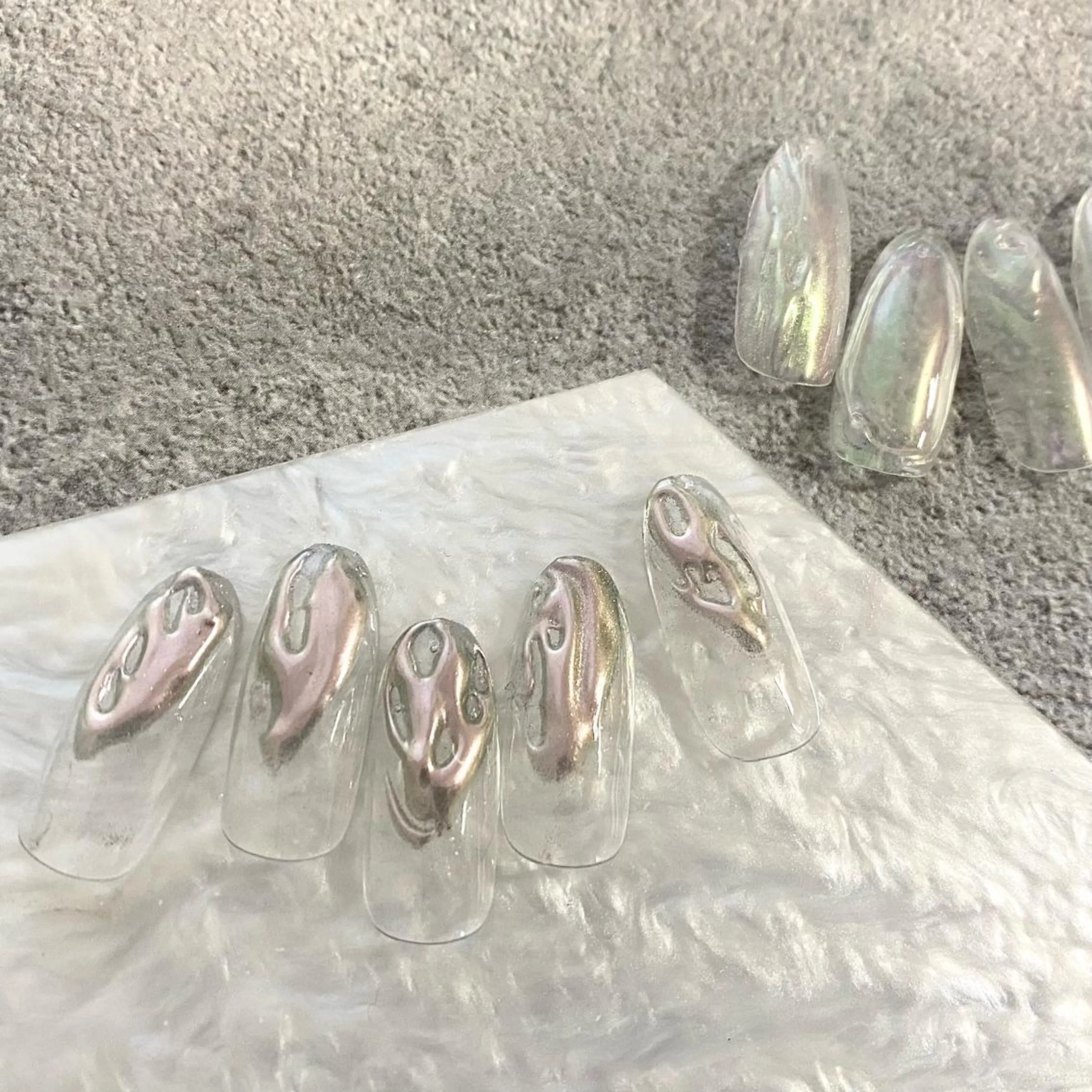 ネイル Ray. ／綺麗目ニュアンスのネイルデザイン