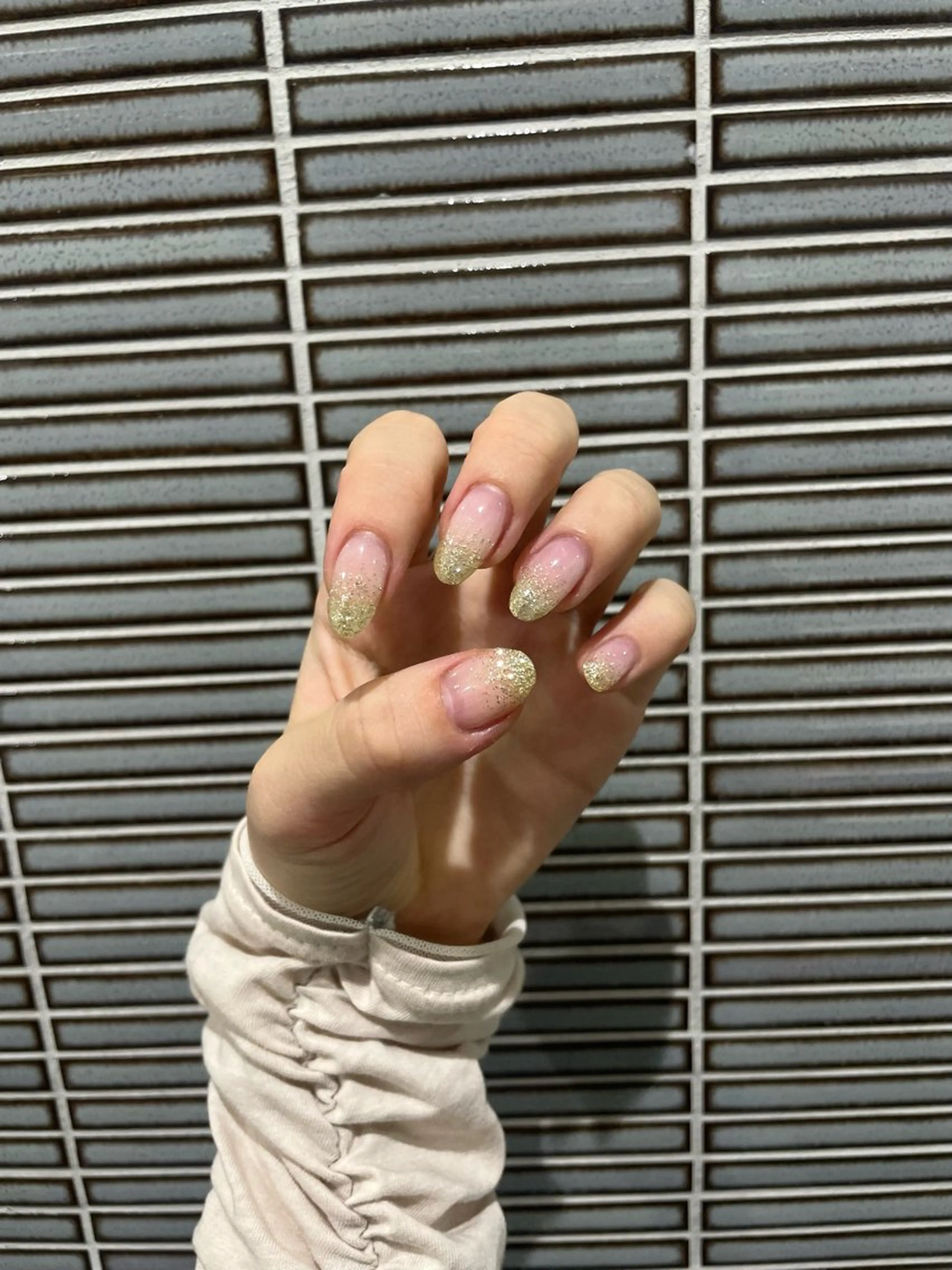 ネイル グラデーション ラメ(グリッター) ラメグラデーション ハンドネイル IROHA NAIL 三条河原町店所属・IROHA NAIL Kurumi🪽🫧のネイルデザイン