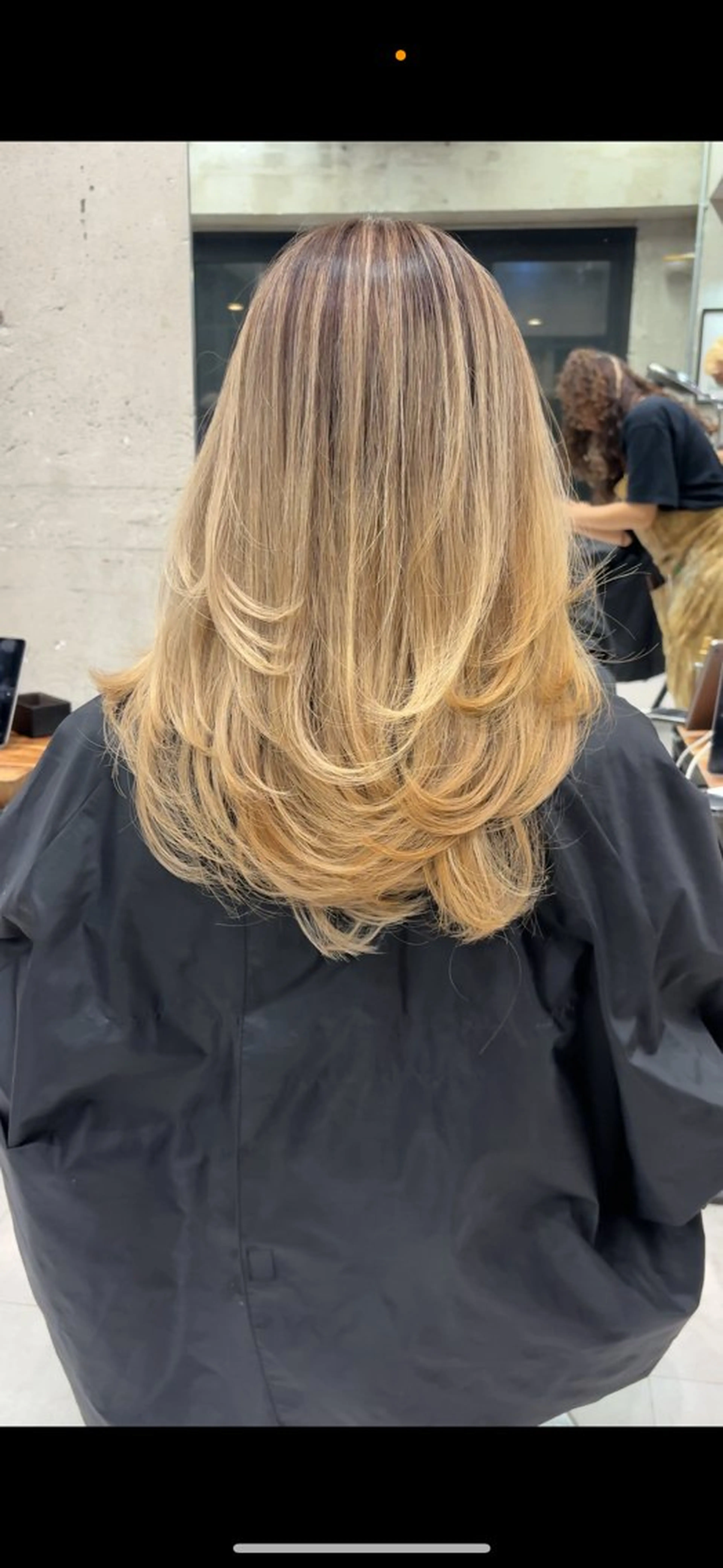 ミディアム カラー カット ヘアカラー 🌺KANA🇺🇸 海外トレンドヘアのヘアスタイル