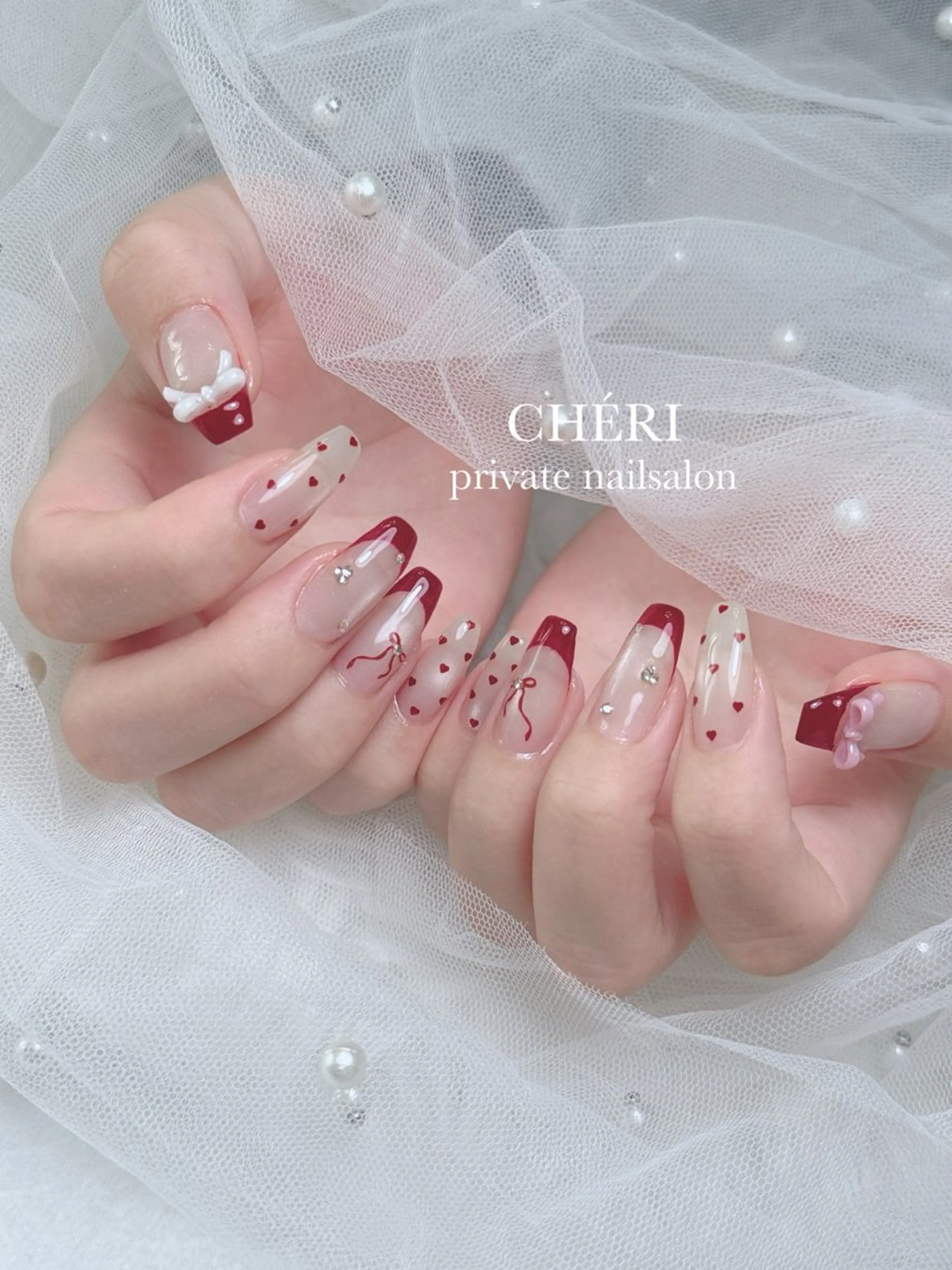 ネイル ボルドー 赤色 冬ネイル クリスマス ハンドネイル CHÉRI .のネイルデザイン