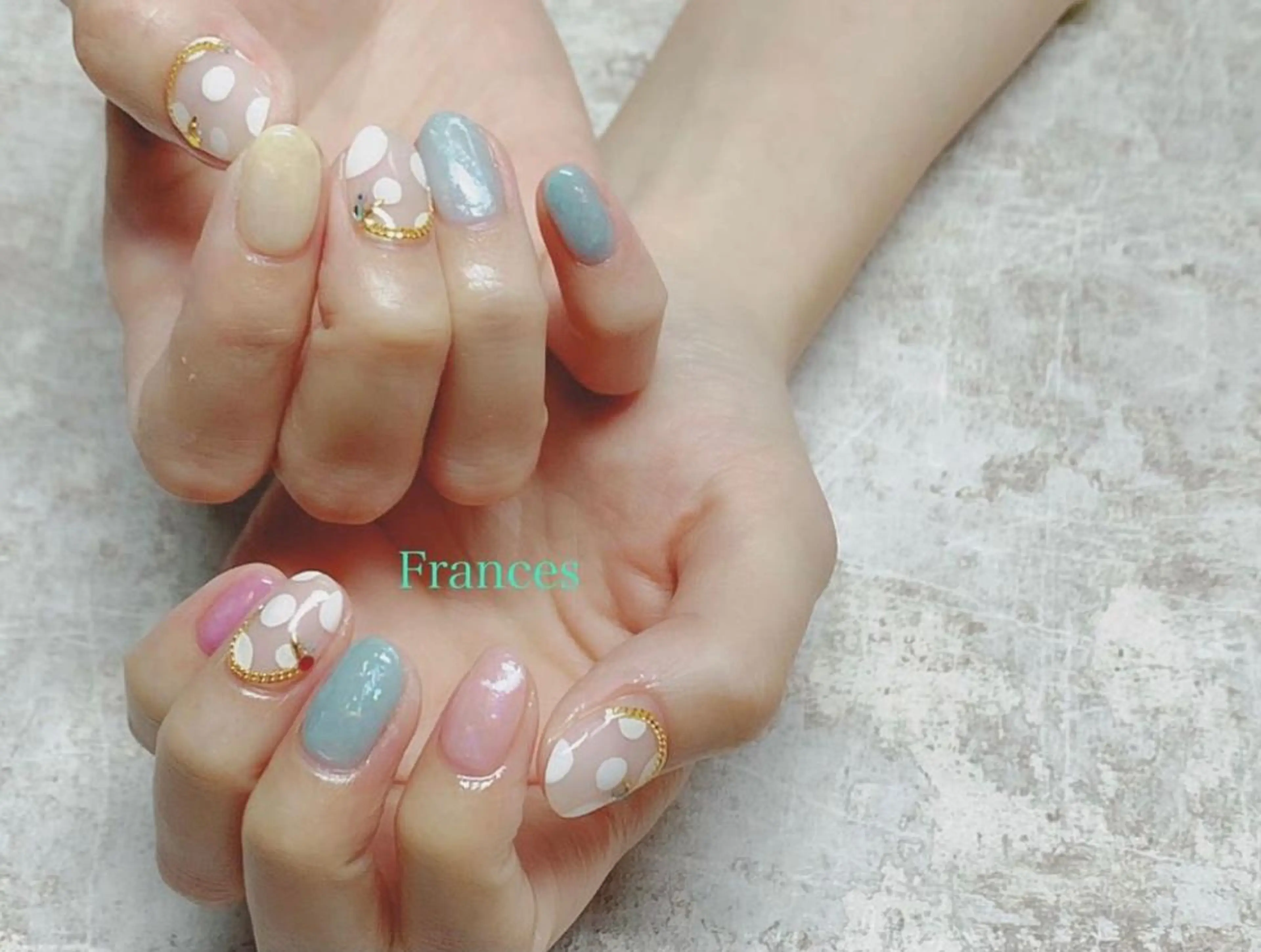 ネイル 持ち込み ハンドネイル Frances 今村のネイルデザイン