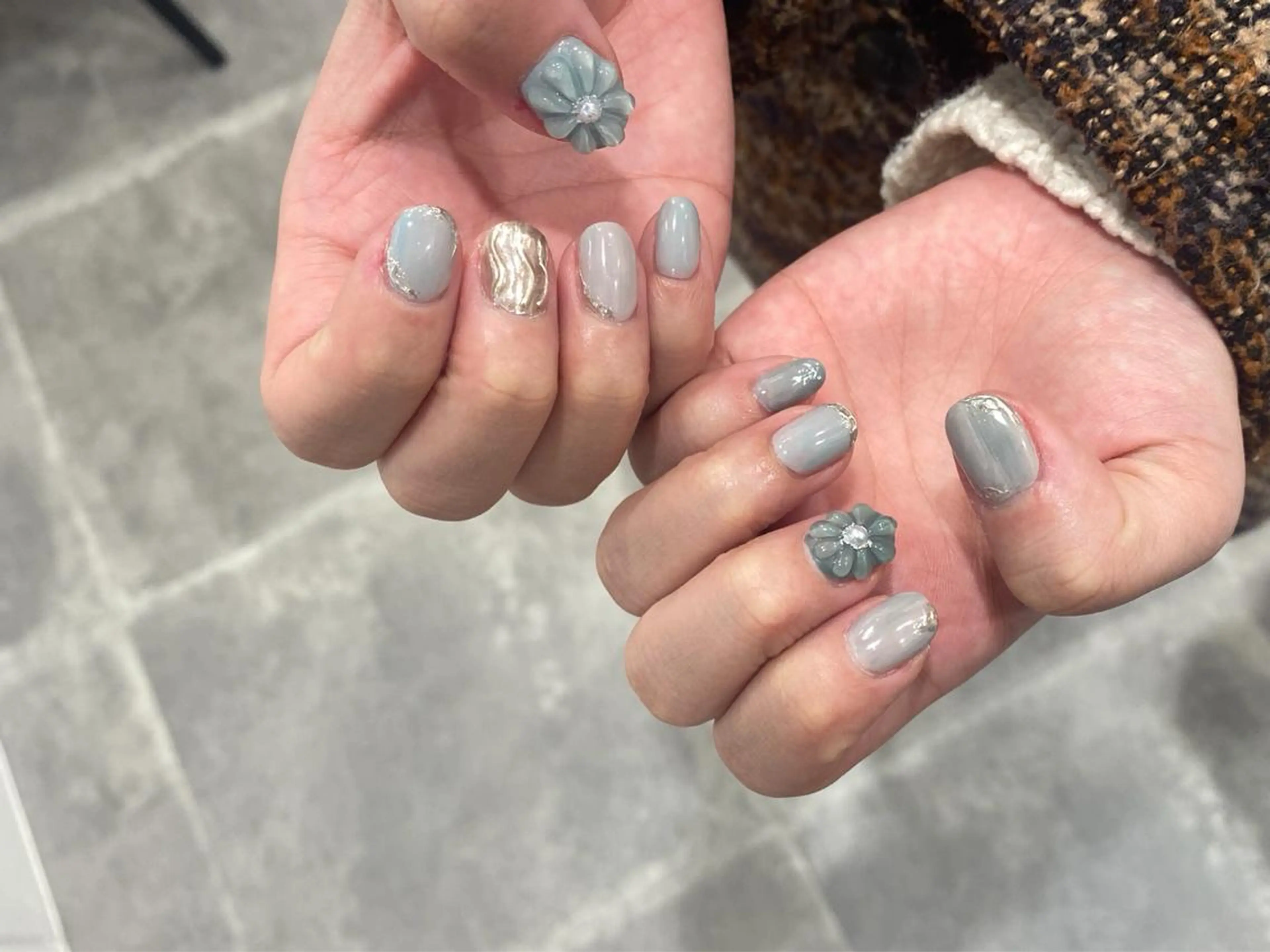 ネイル ハンドネイル NINEnami ニュアンスネイルのネイルデザイン