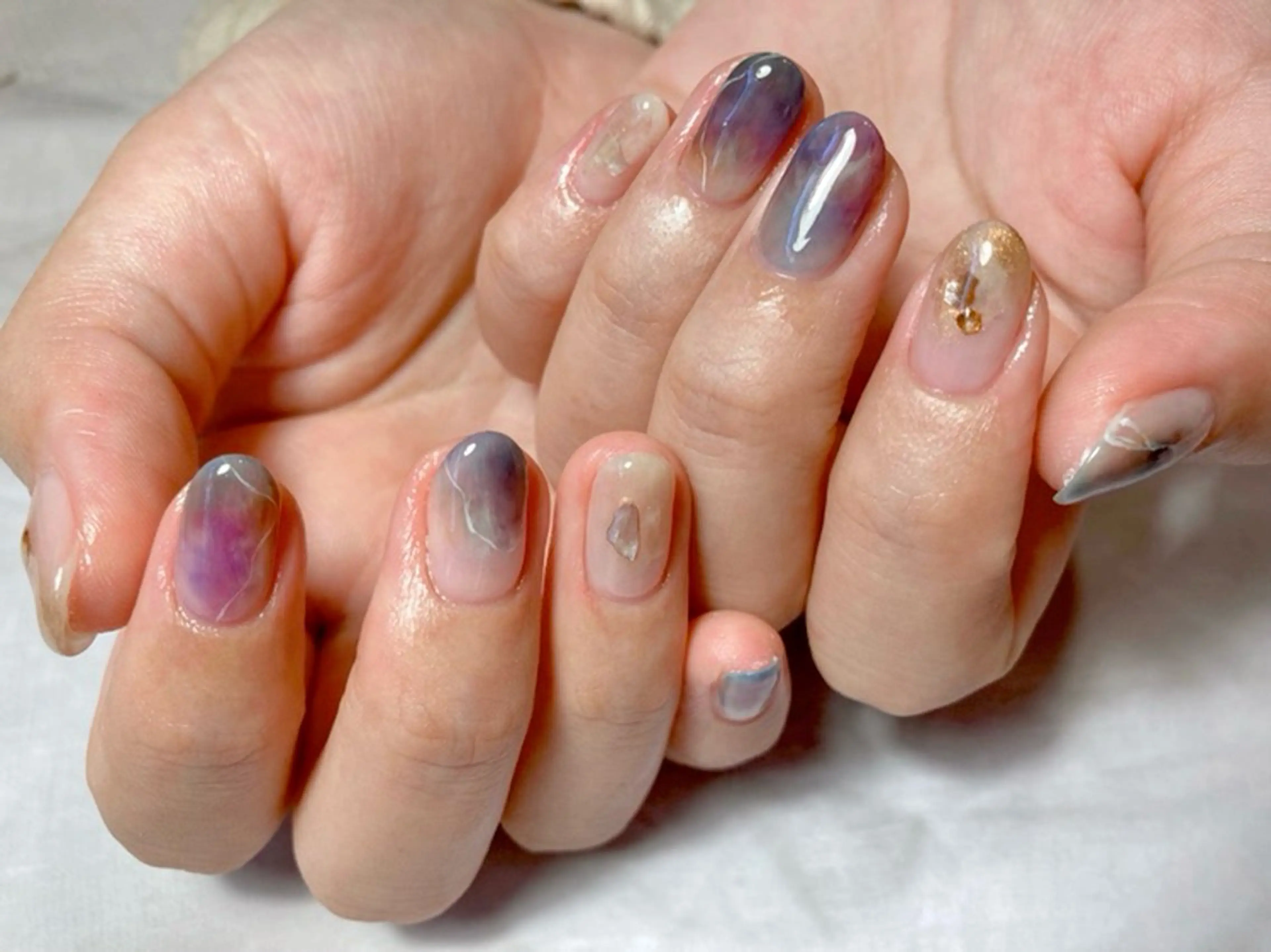 キッズ ネイル ジェルネイル マグネットネイル ミラーネイル ニュアンスネイル オフィスネイル ハンドネイル illum hicariのネイルデザイン