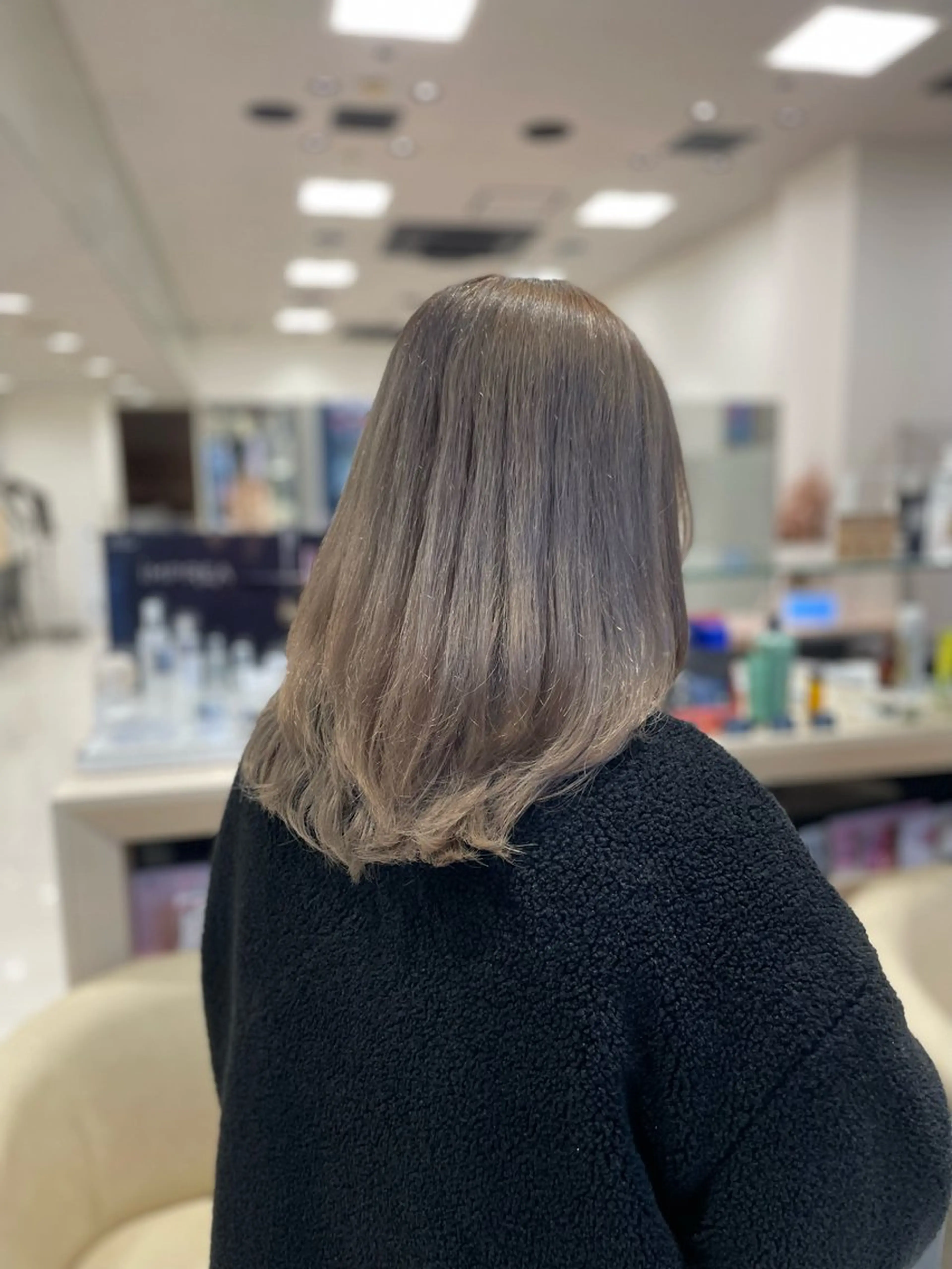 セミロング カラー ブリーチ カット ヘアカラー クロスパーマ/うる艶 カラー/Kurumiのヘアスタイル