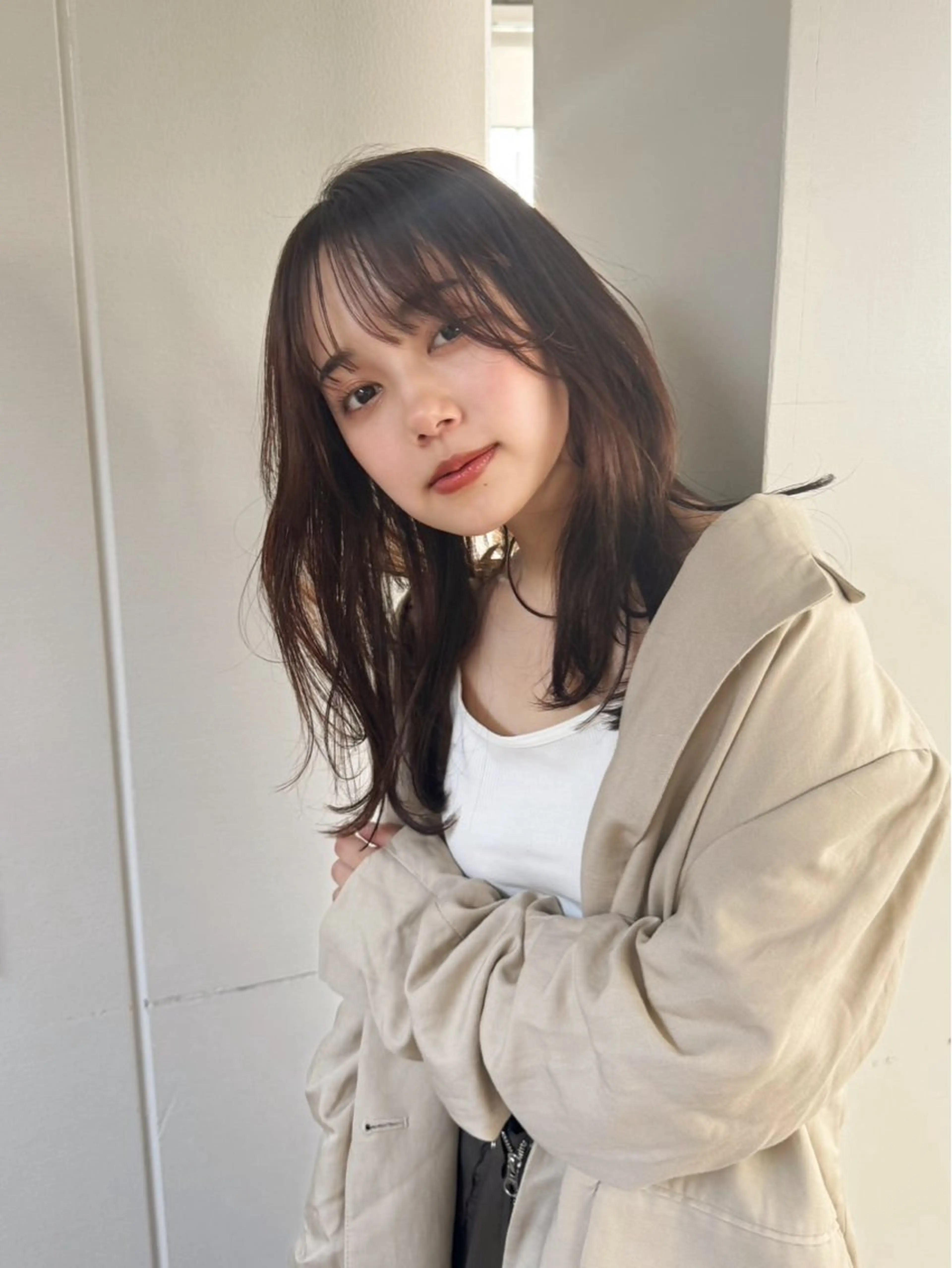 ミディアム Farbe 🤍officialのヘアスタイル