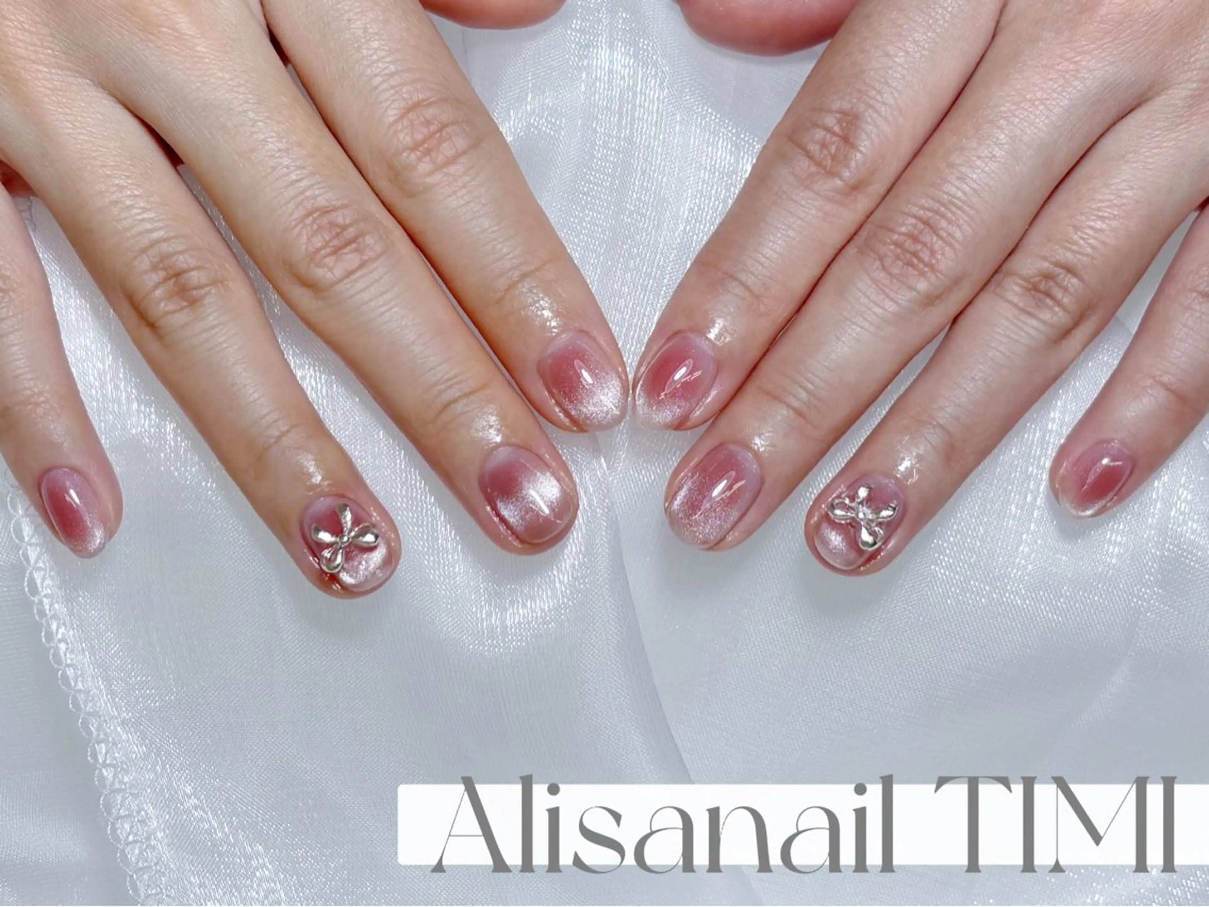 ネイル チークネイル マグネットネイル マグネットワンカラー ワンカラーネイル ハンドネイル Alisa nail Timiのネイルデザイン