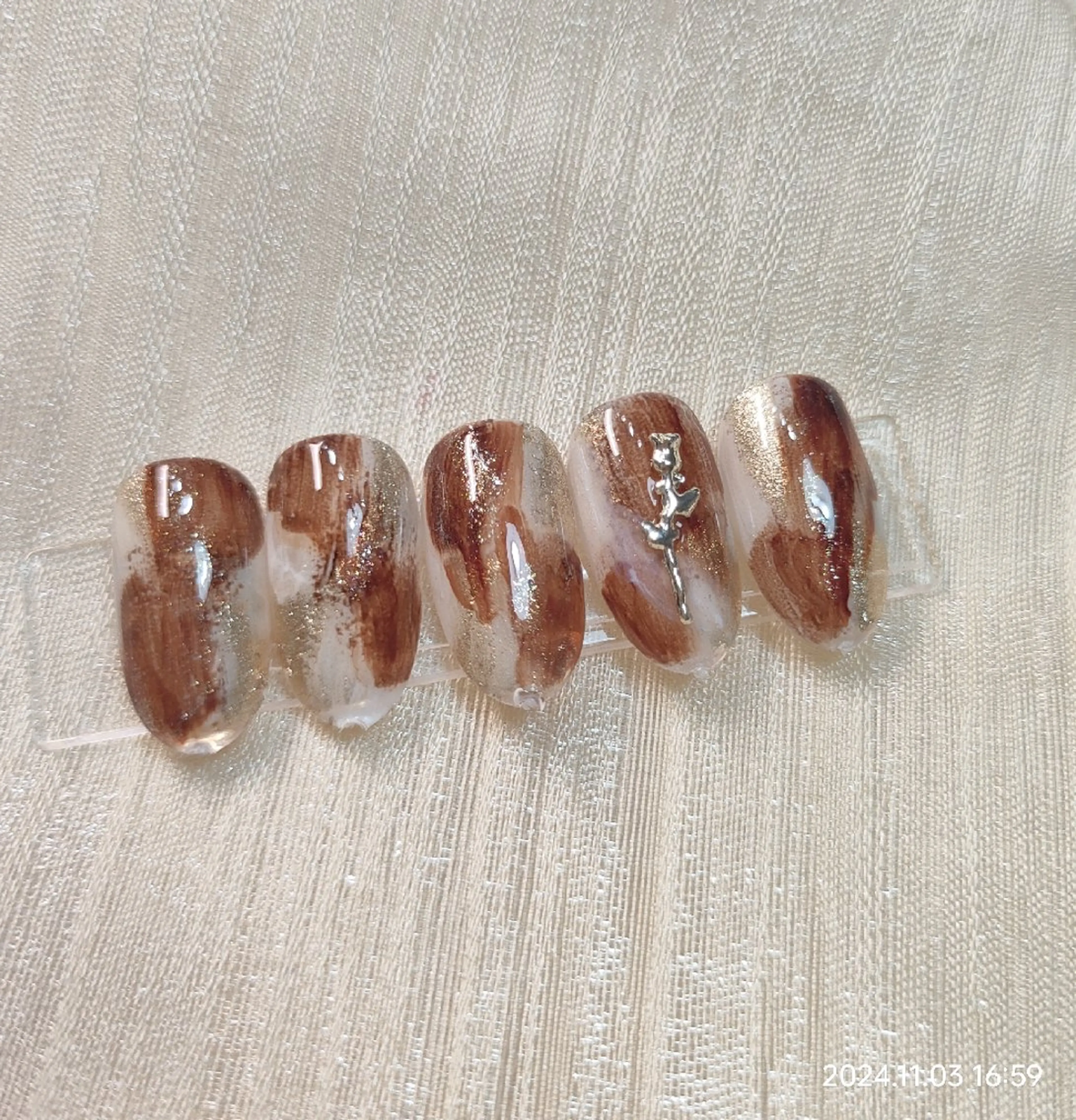 ネイル ハンドネイル nail circlesのネイルデザイン