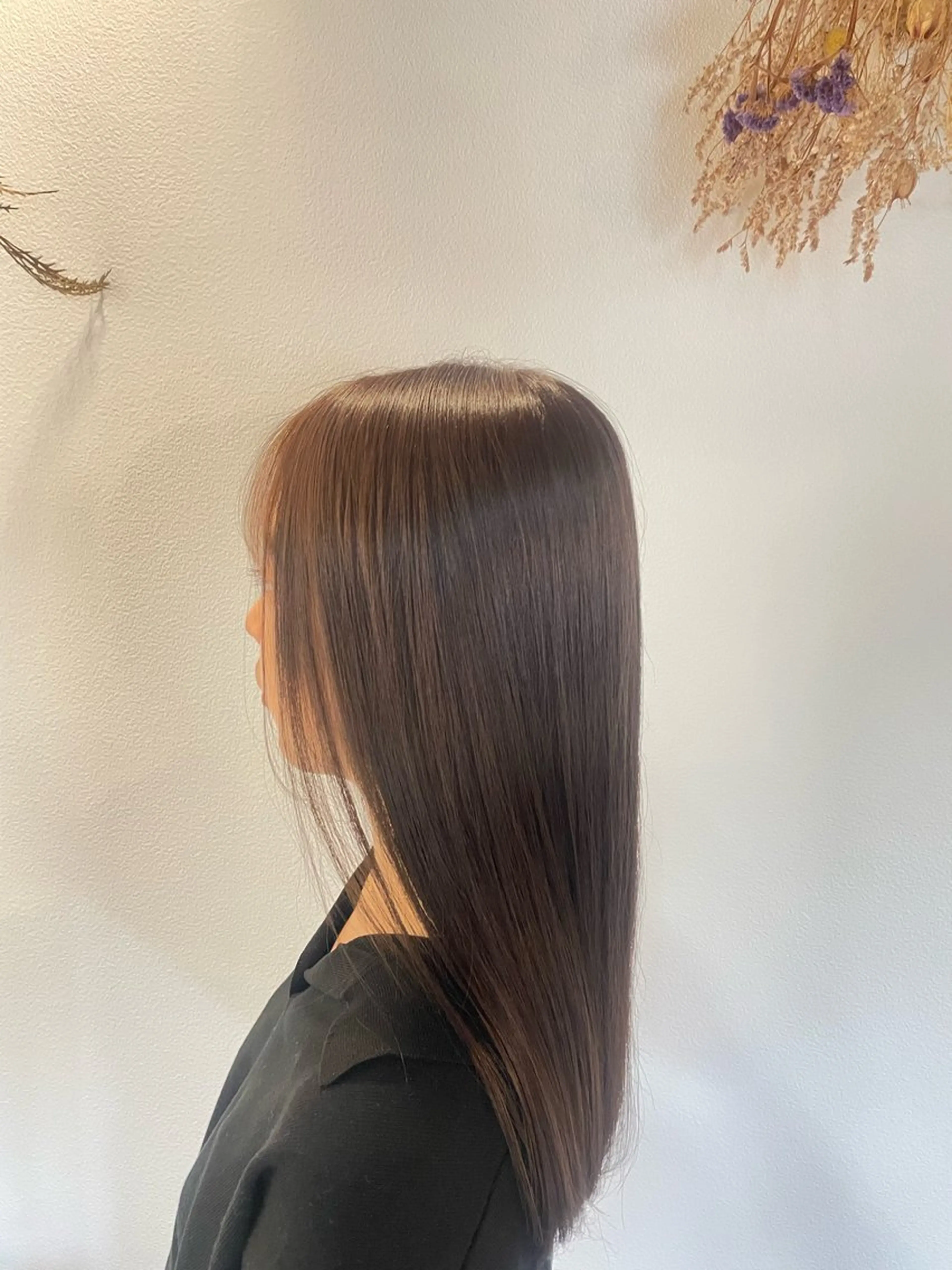 ロング カラー ベージュカラー バイオレットカラー 荒牧 絵美のヘアスタイル