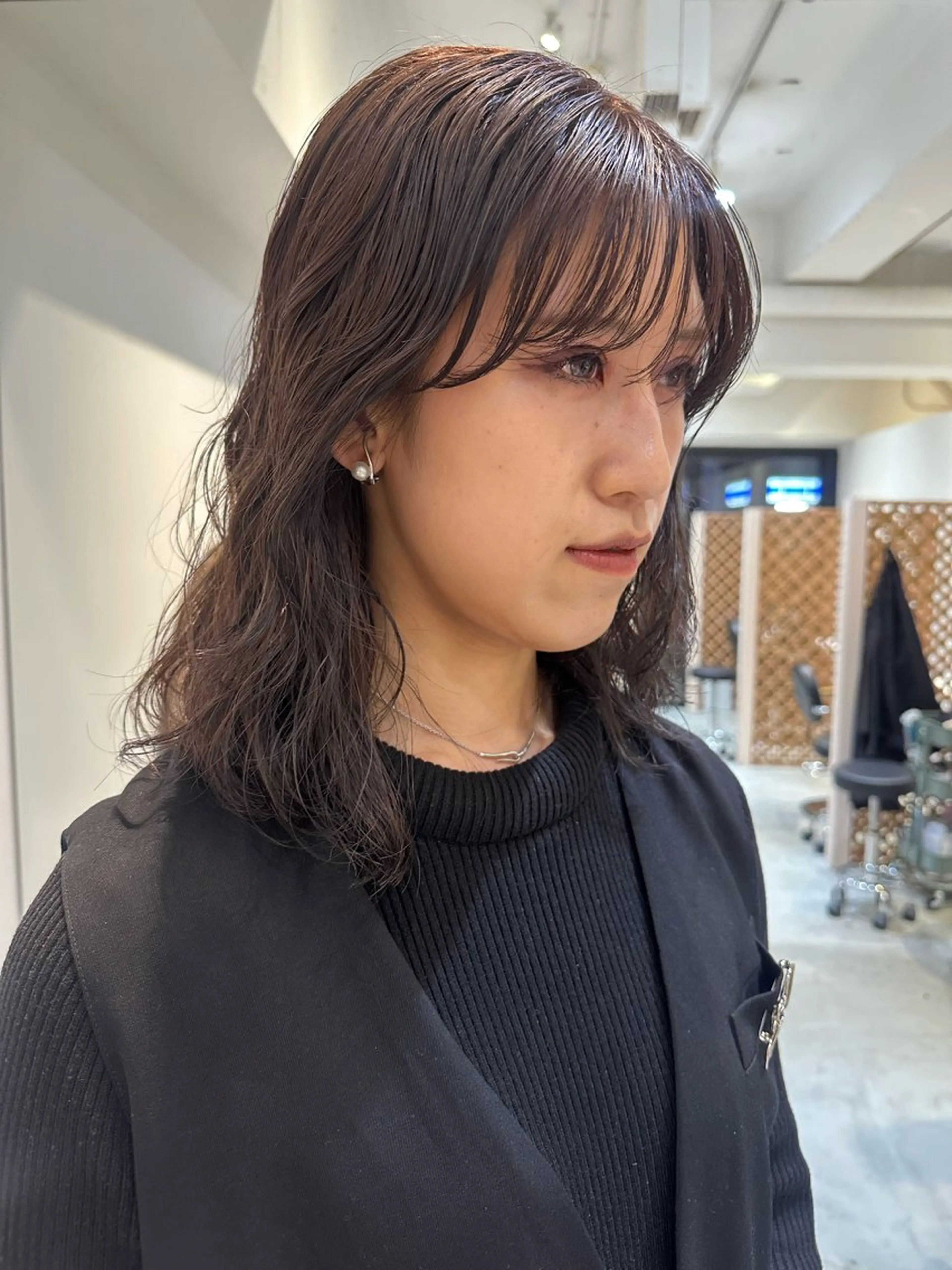 ミディアム カット ヘアカラー トリートメント 下北沢suu所属・AYAKA 下北沢suuのヘアスタイル