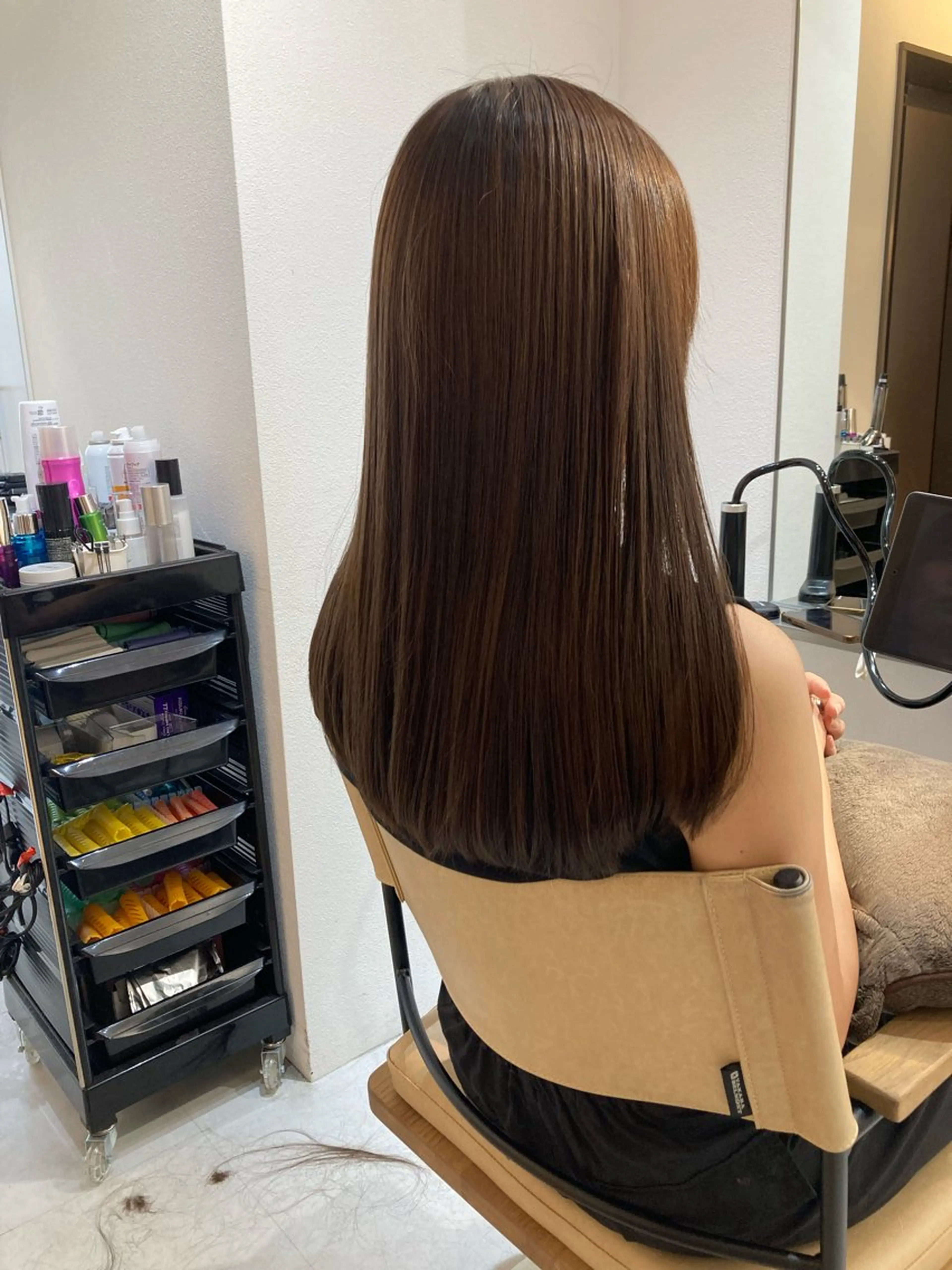 ロング ✨色持ちの良い艶 カラー✨蟹江真世のヘアスタイル