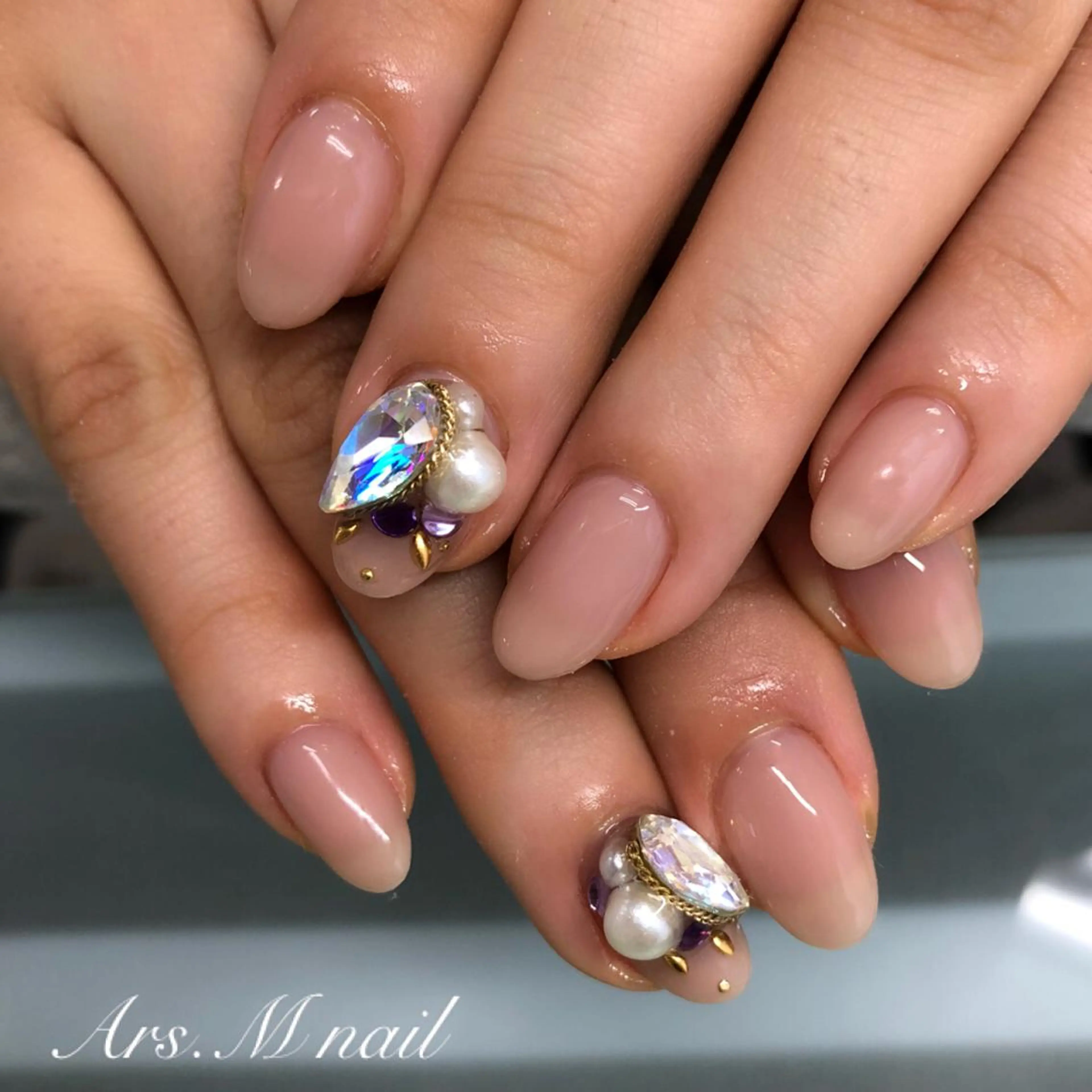 ネイル ストーンネイル ハンドネイル アルス.エム所属・Ars.M nailのネイルデザイン