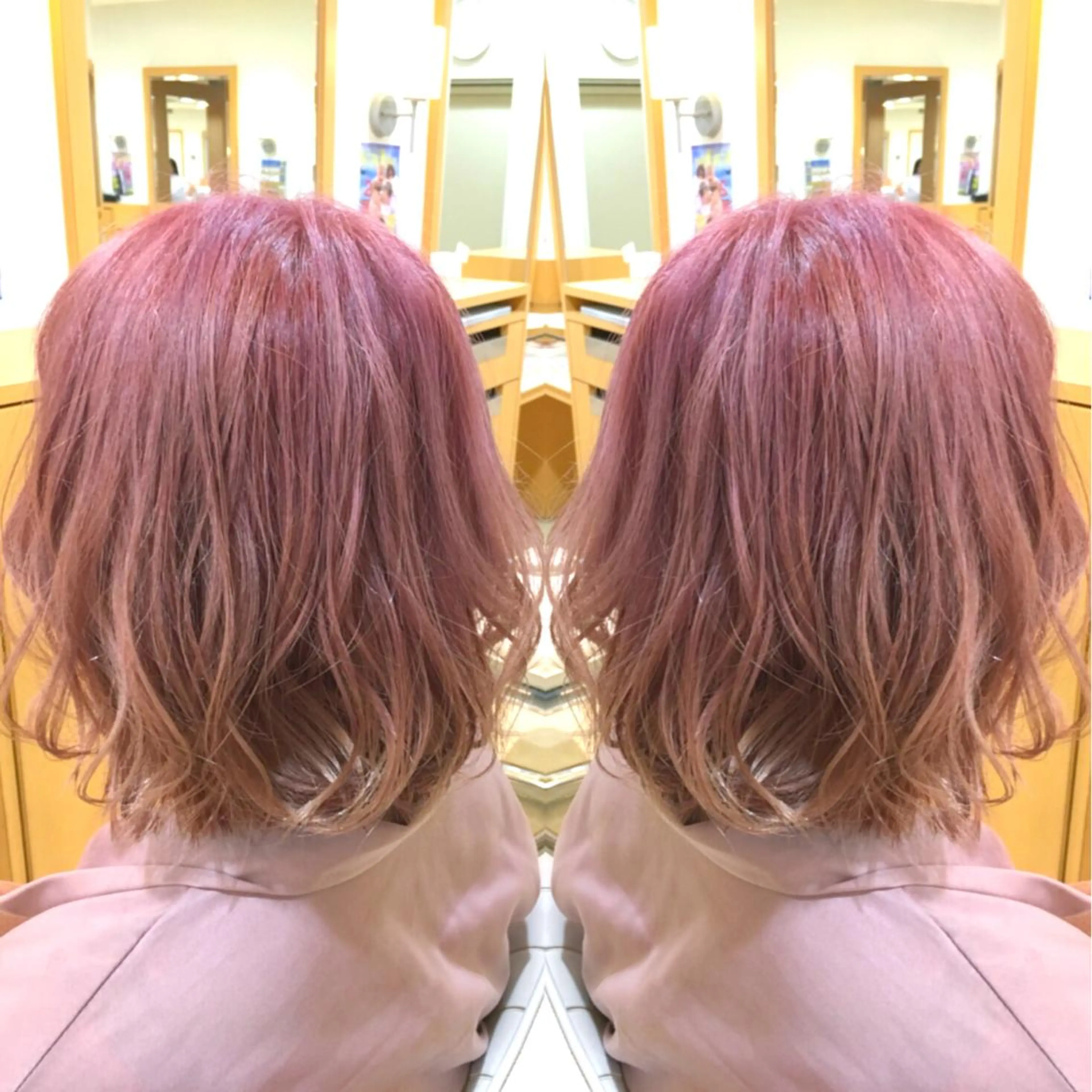 ミディアム カラー 🐝肥田 しょーと🐝のヘアスタイル