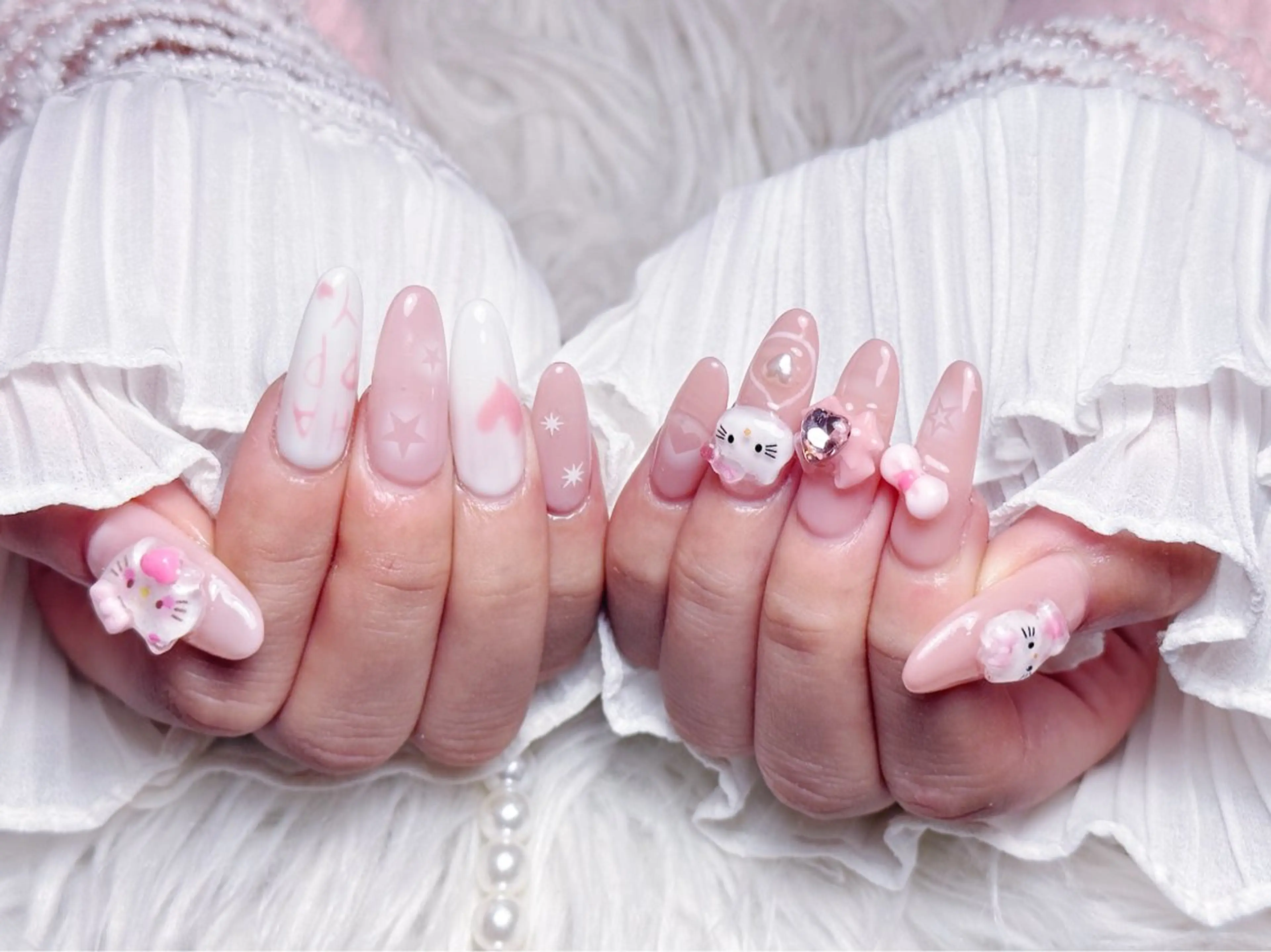 ネイル チークネイル 長さ出し フラワーネイル フレンチネイル ガーリー ハンドネイル NEW NAIL所属・NEW NAIL 池袋のネイルデザイン