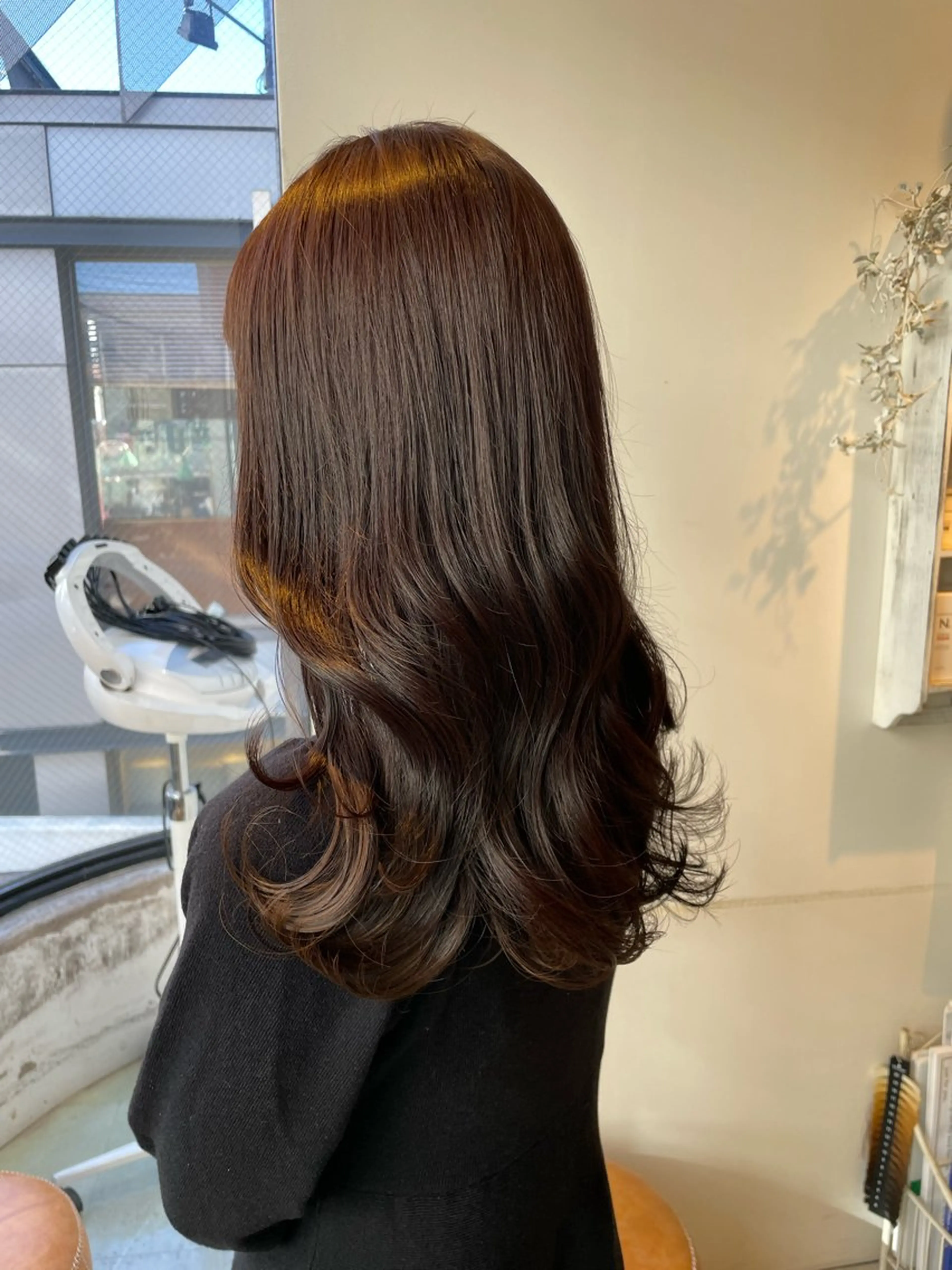 ロング 北田🌟小顔レイヤー 🌟人気カラーのヘアスタイル