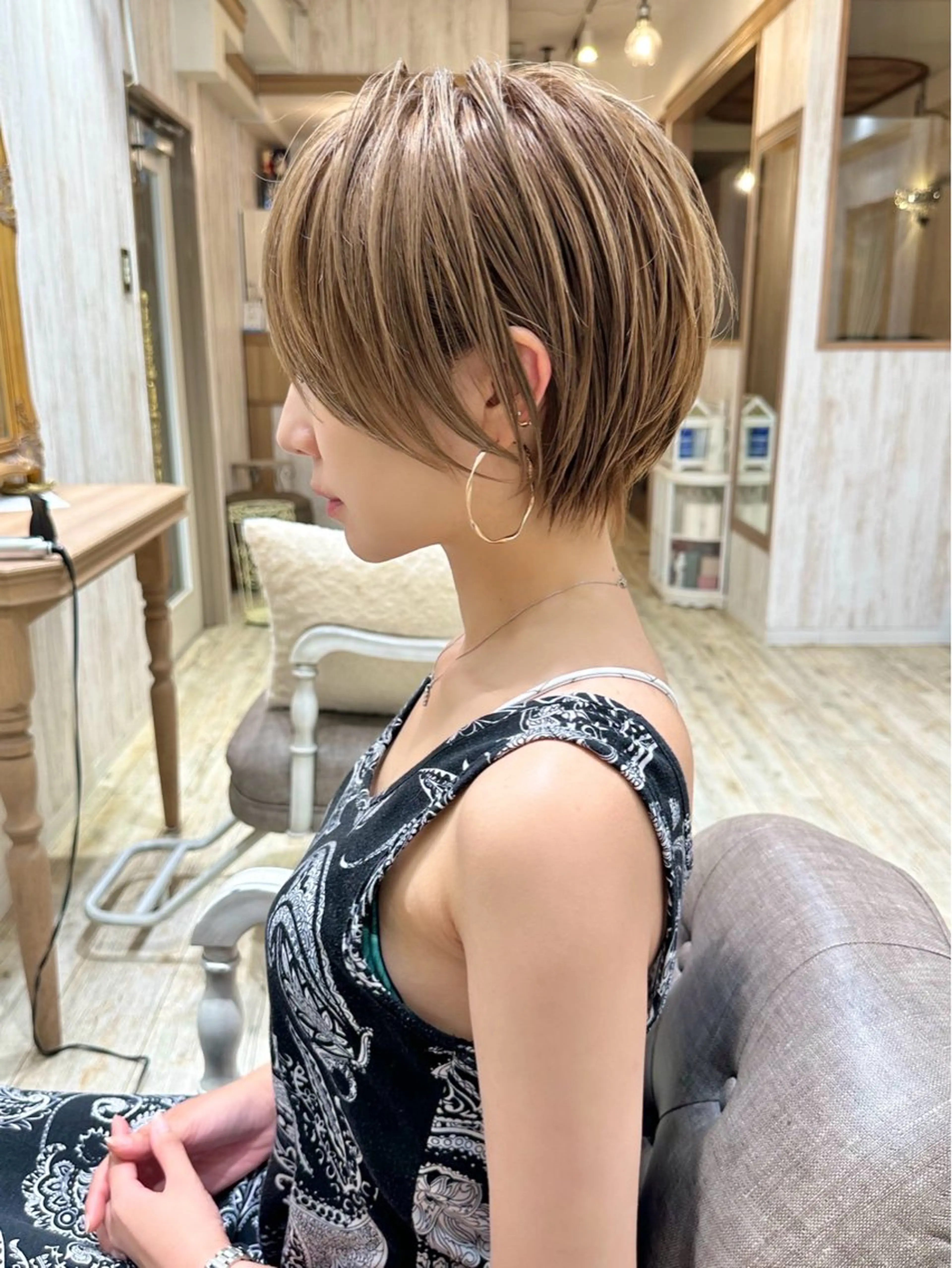 ショート おのだ あやなのヘアスタイル
