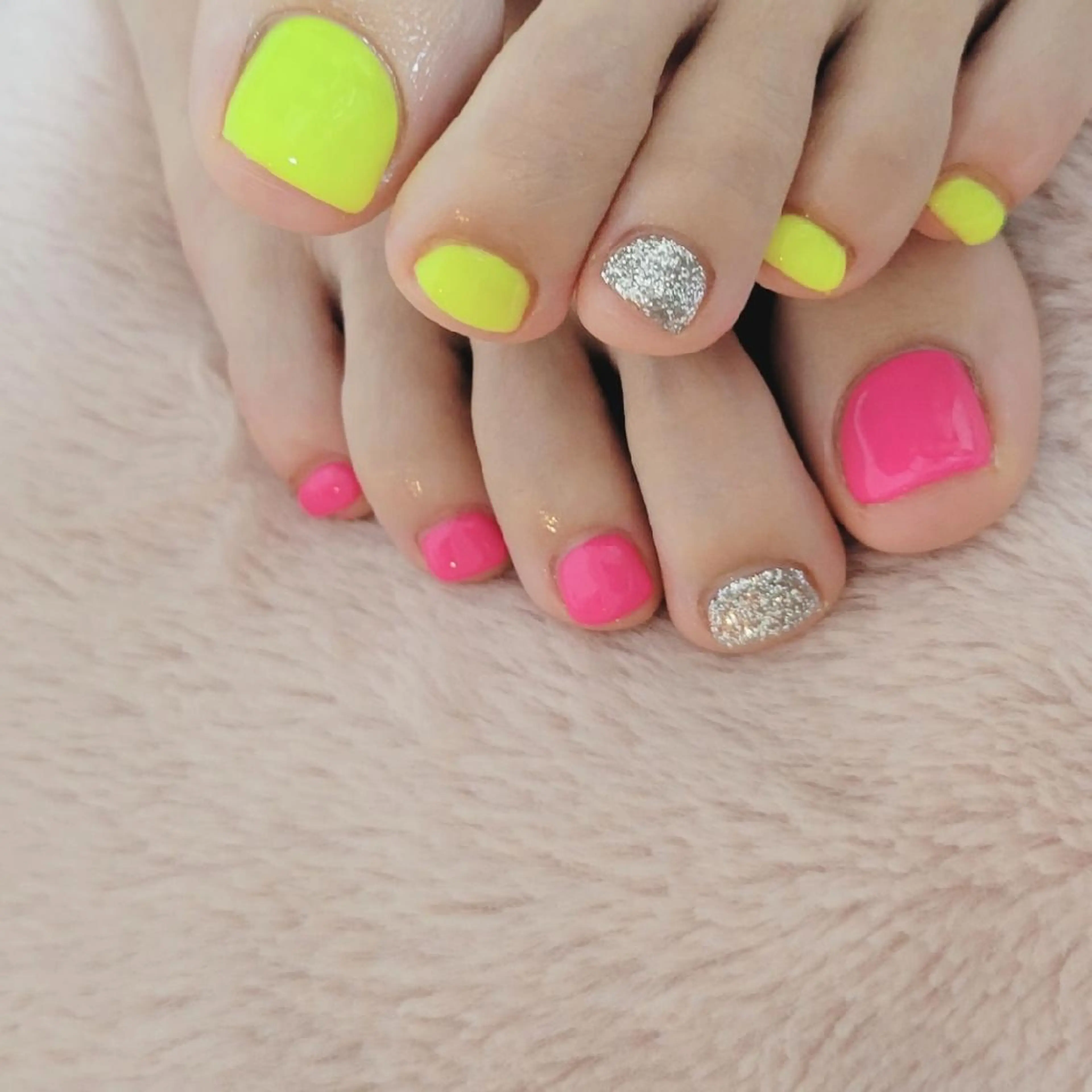 ネイル フットネイル ネイルサロンほっこり kanaのネイルデザイン