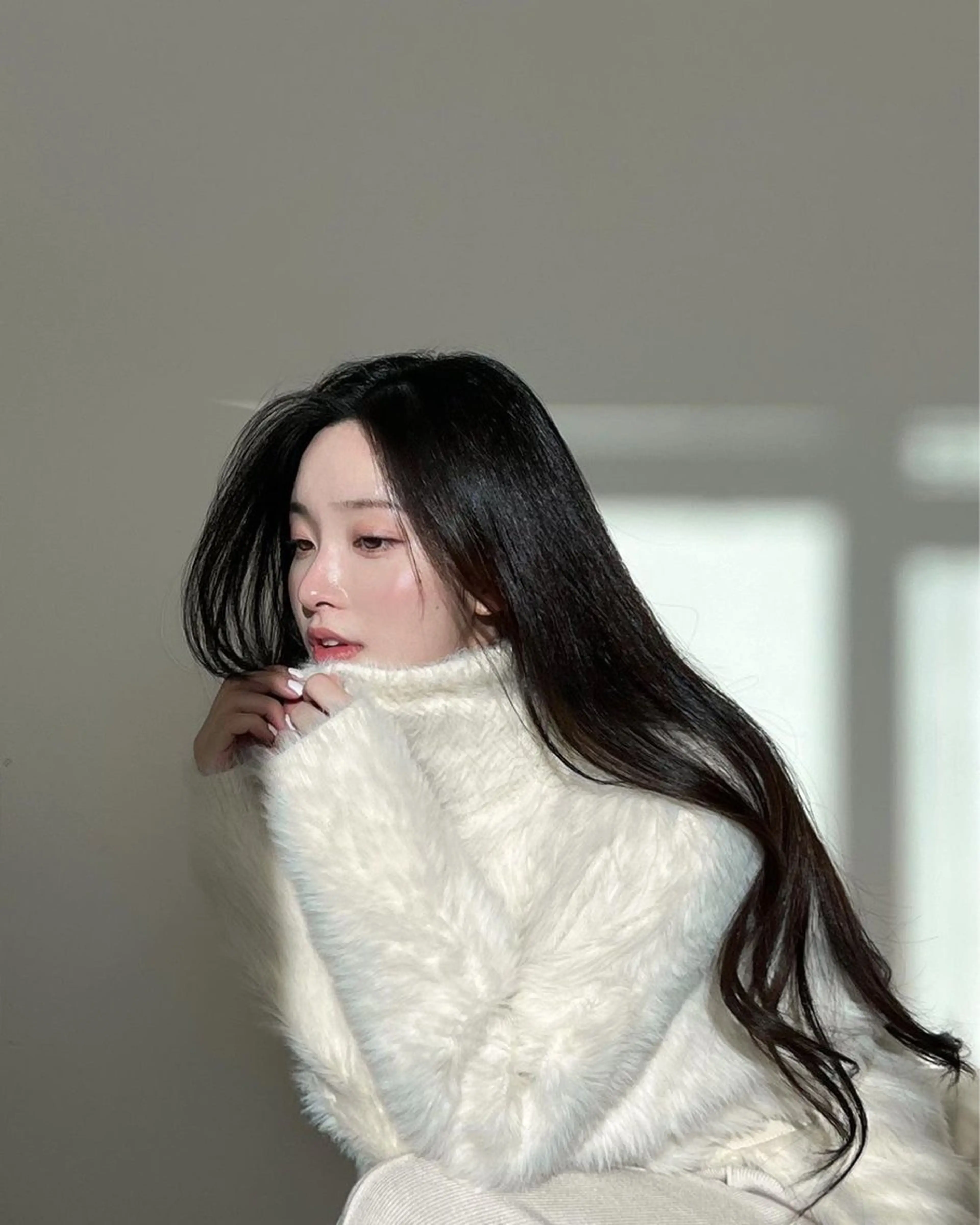 セミロング カラー SALOWIN浦和店所属・1日5名限定美容師 miwaのヘアスタイル