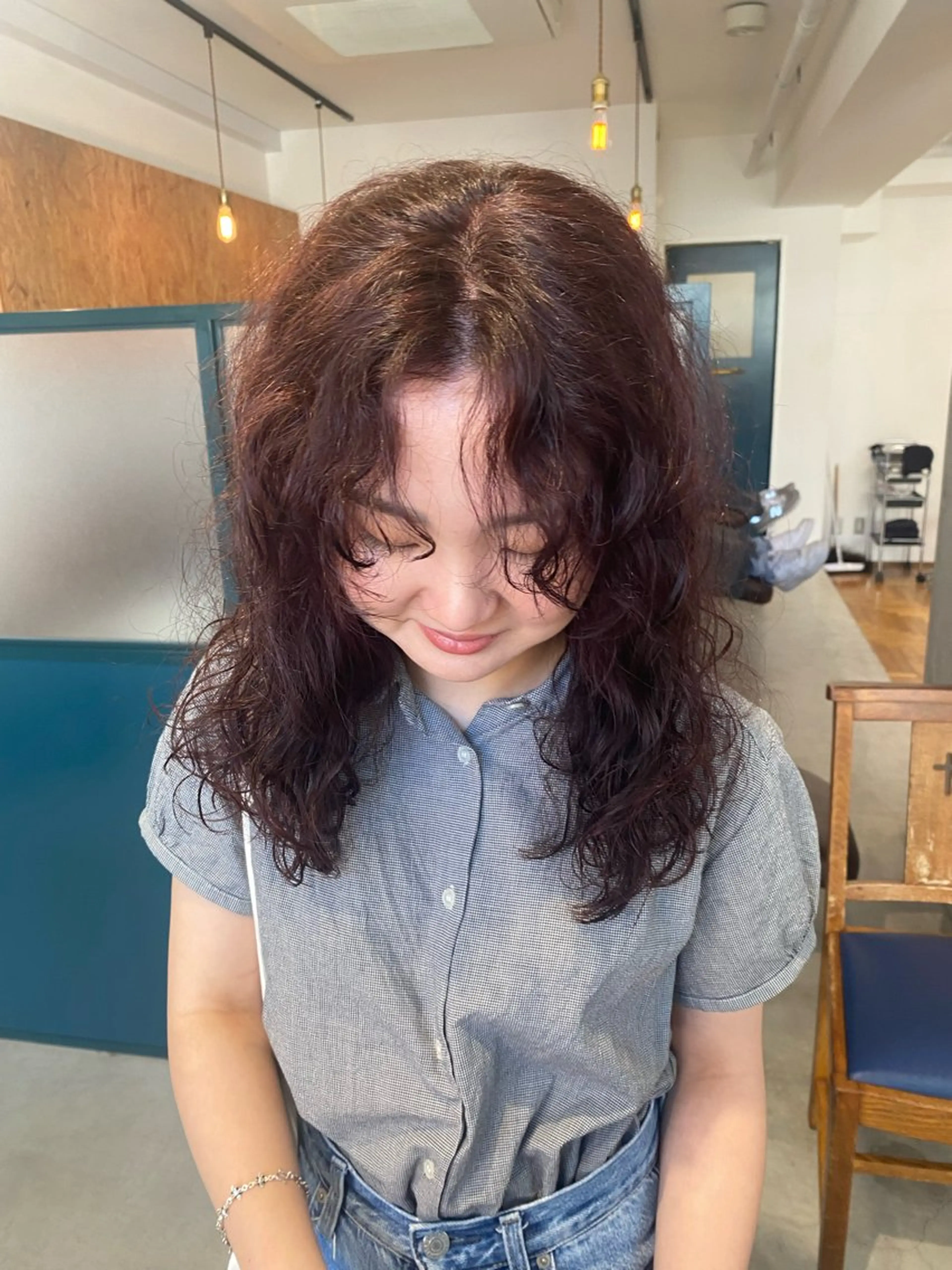 セミロング ヘアカラー トリートメント YUUK I/レイヤーのヘアスタイル