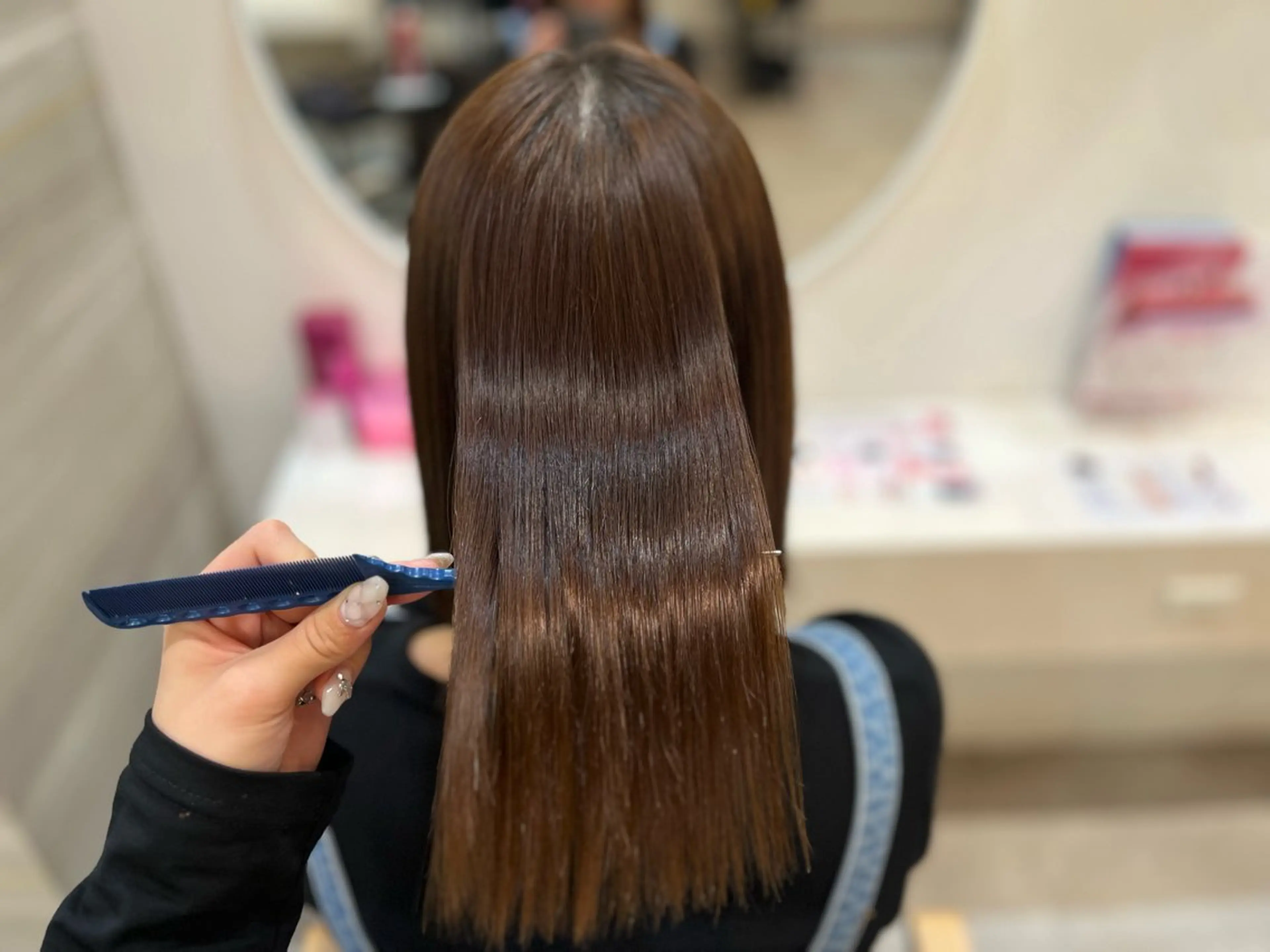 ミディアム パーマ 縮毛矯正 トリートメント 縮毛矯正 🦋Yui🦋透明感 /艶カラーのヘアスタイル