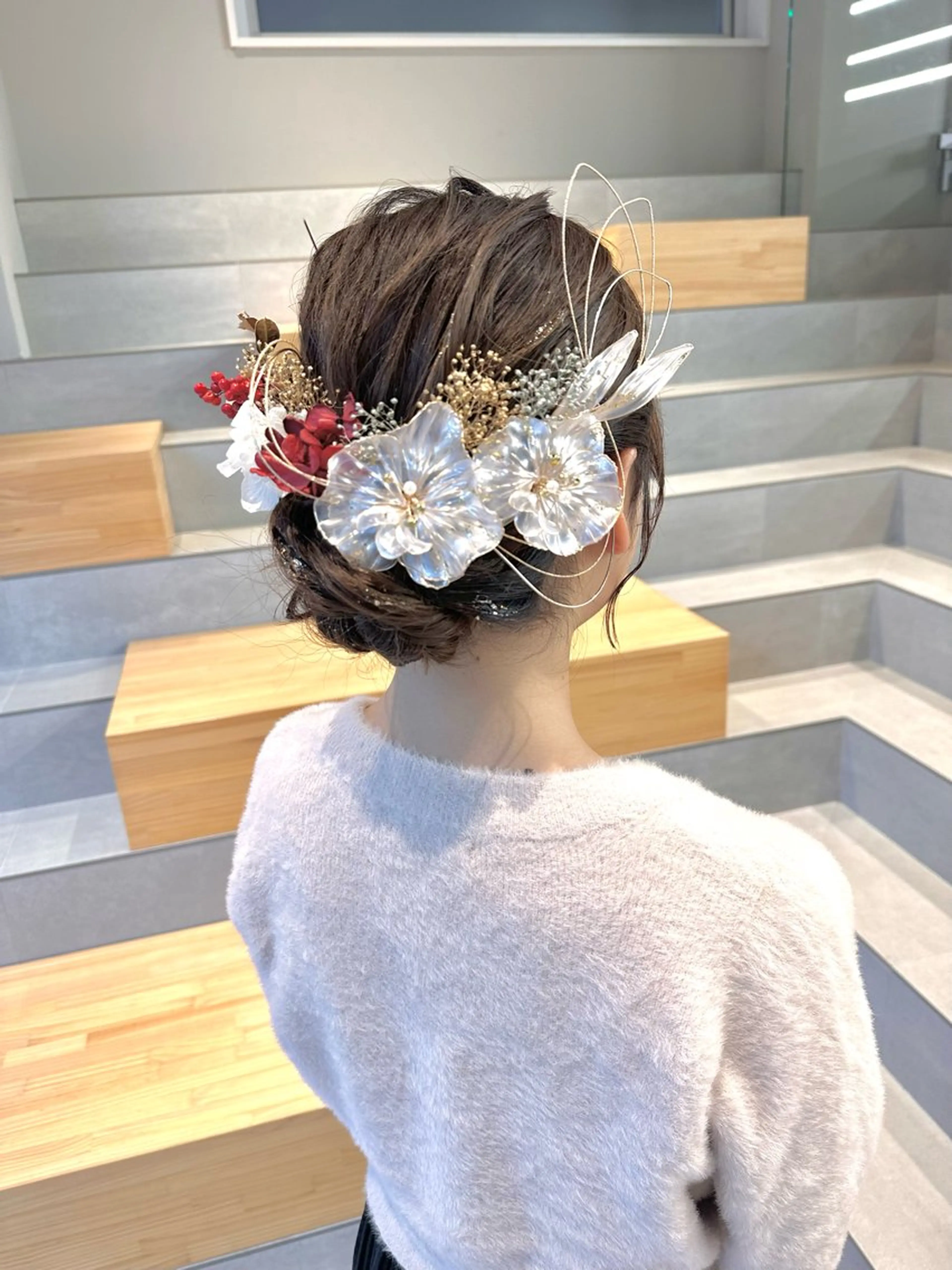 セミロング ヘアアレンジ 卒業式のヘアスタイル ヘアセット 染谷 遥花のヘアスタイル