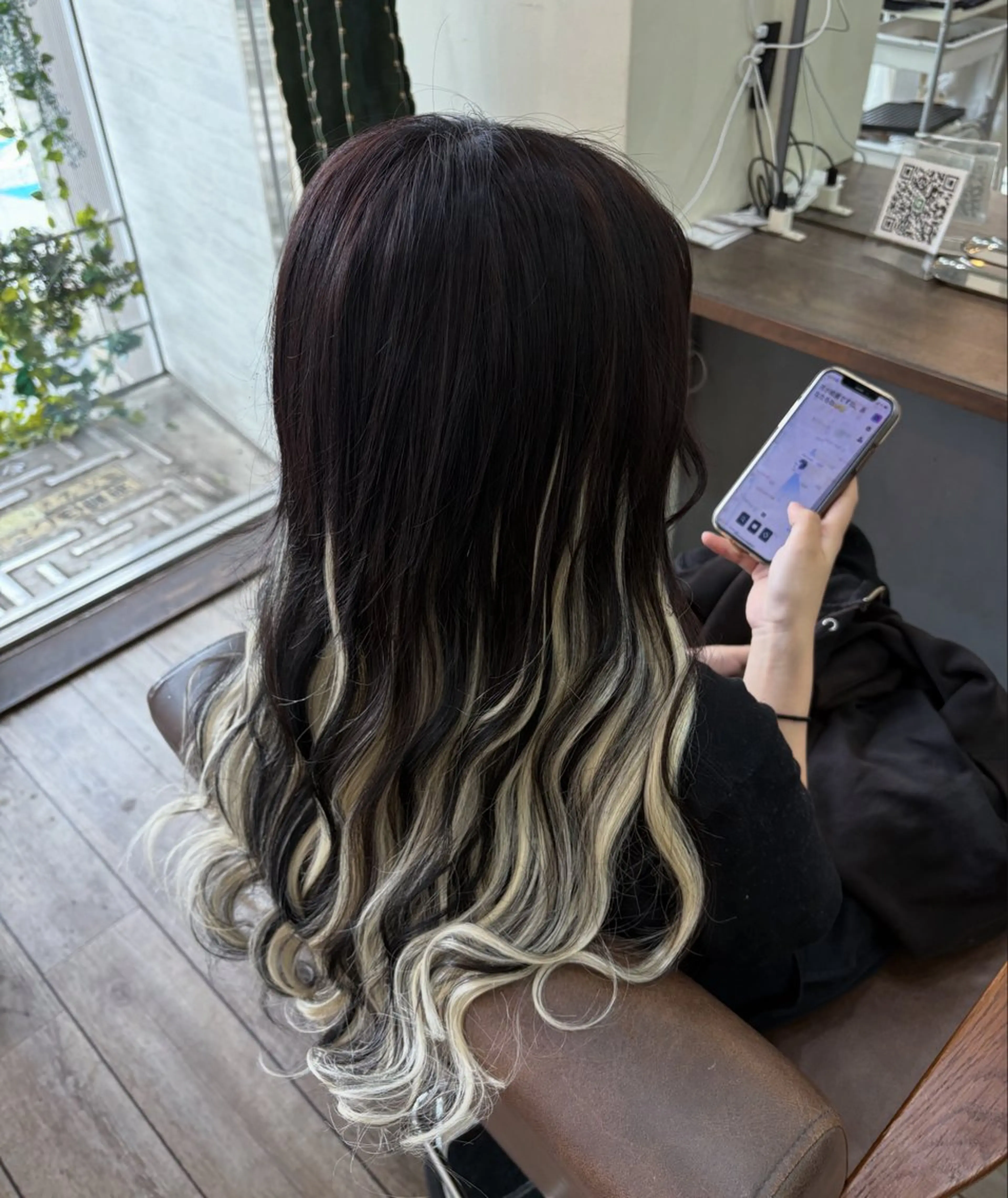 ロング シールエクステ ボブ エクステ ロング 黒坂 佳乃のヘアスタイル