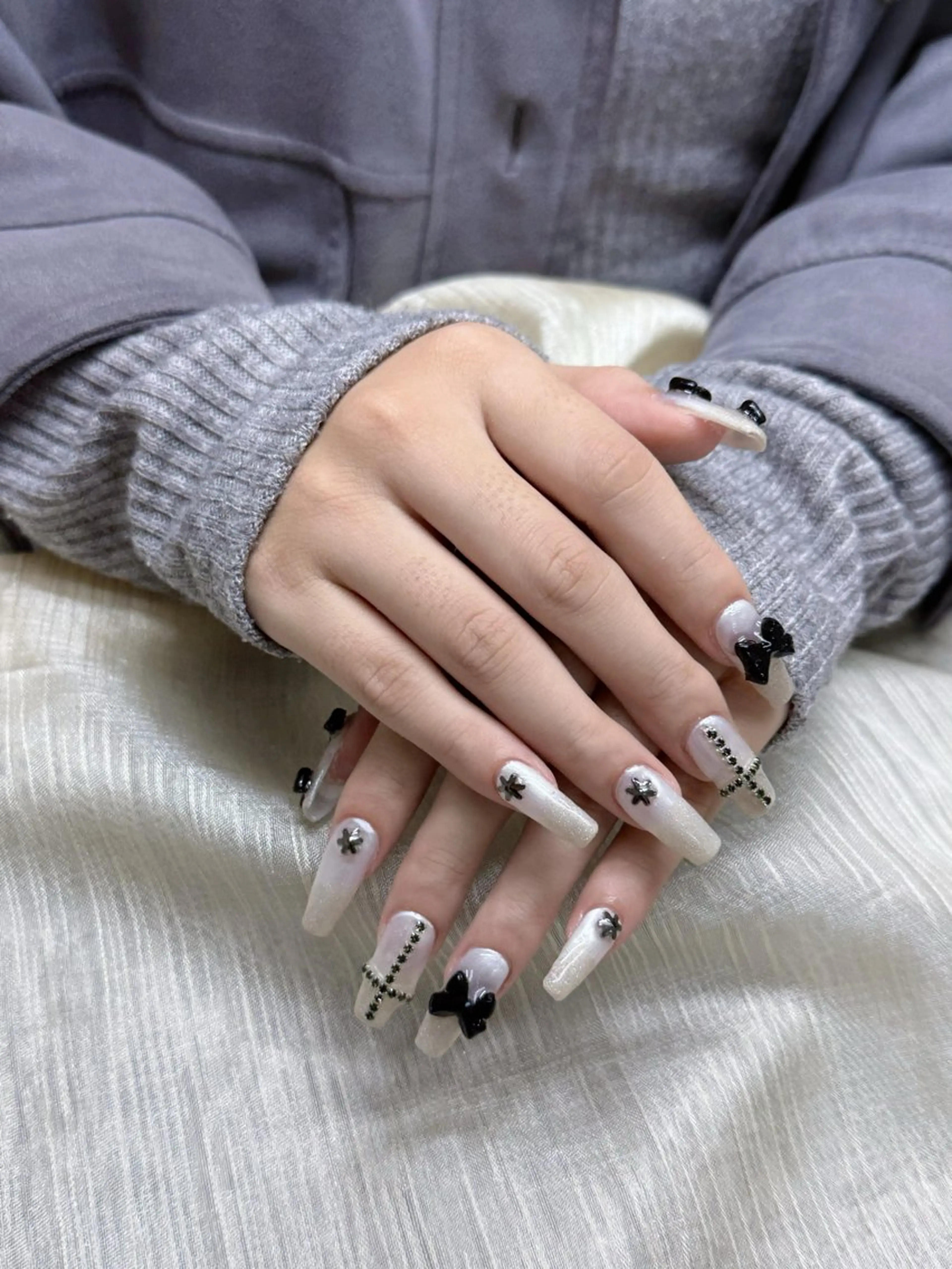 ネイル ハンドネイル R nailsalon所属・Rネルサイン よ よのネイルデザイン