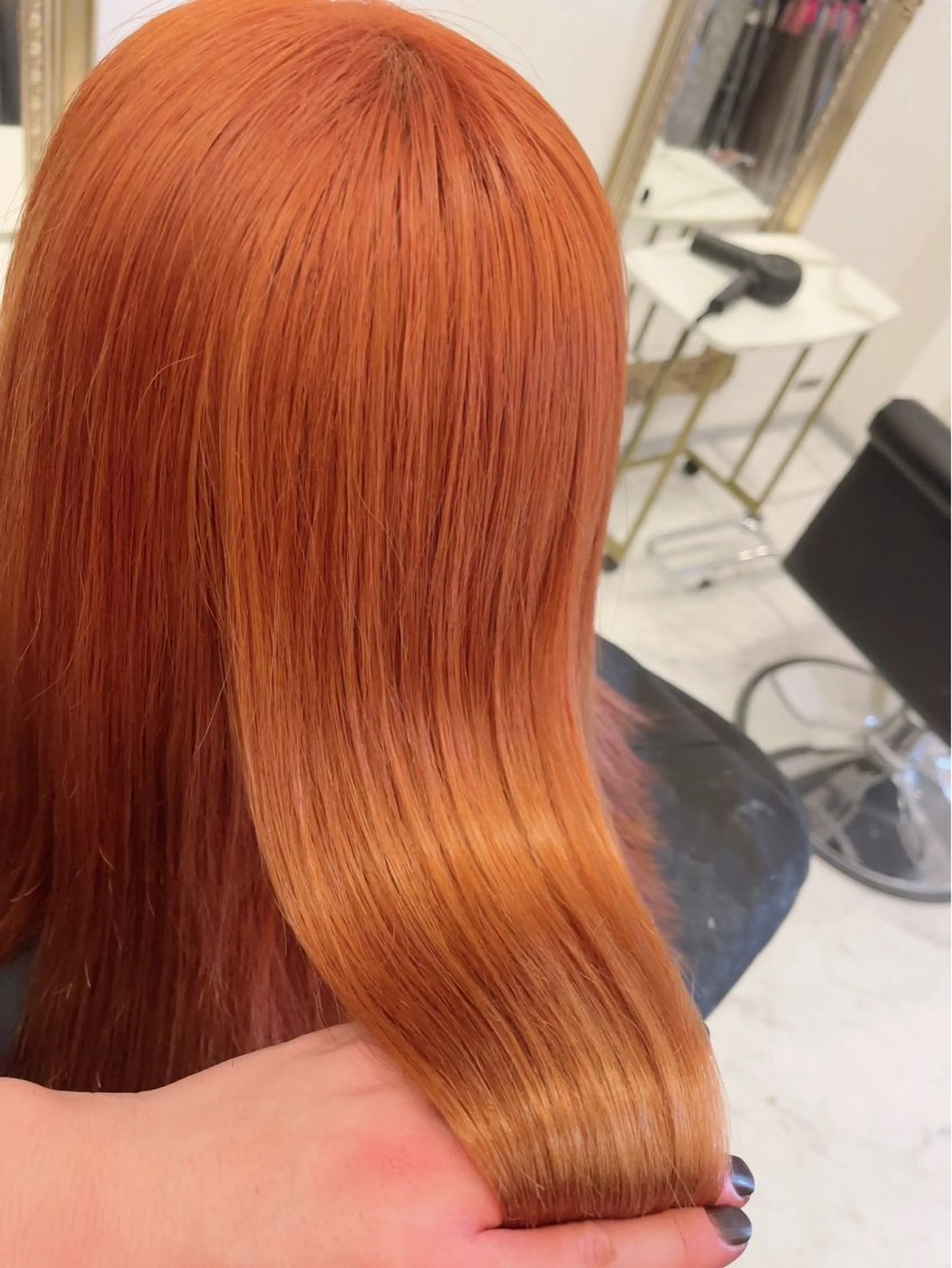 ロング カット ヘアカラー トリートメント 🍀Moda by Grande🍀のヘアスタイル