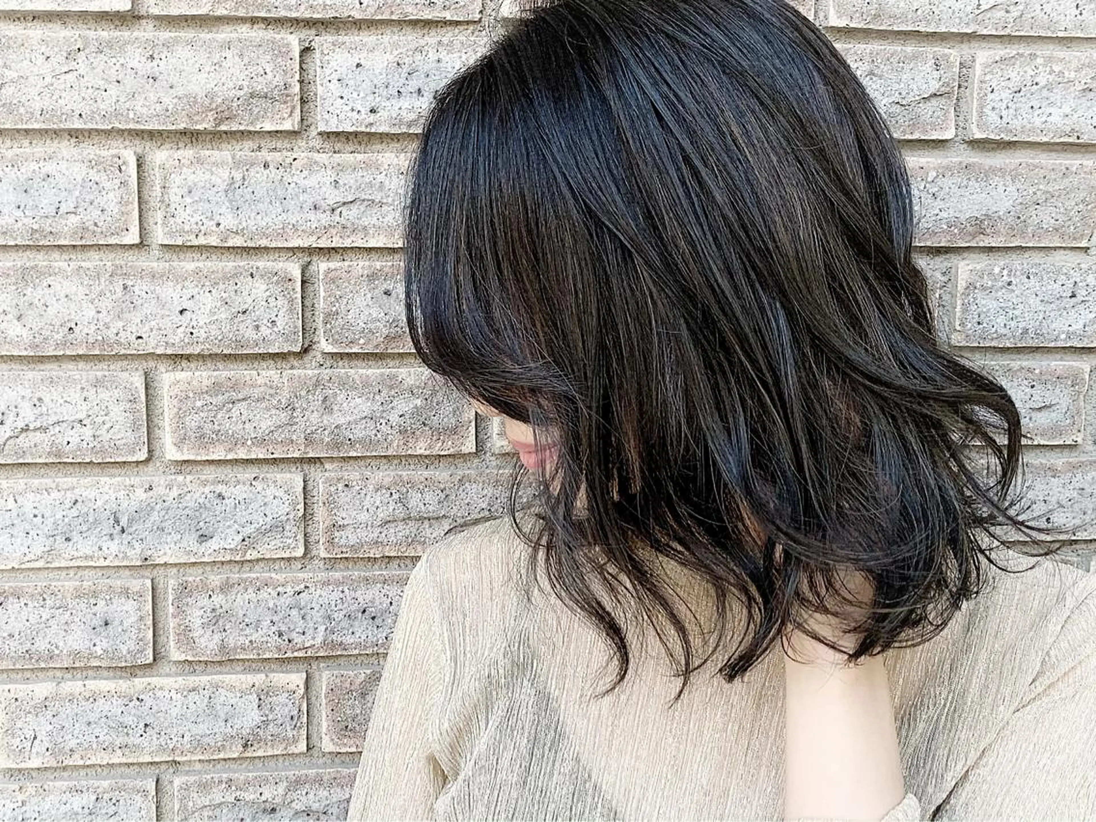 ミディアム カラー ハイライトカラー ハイライト EMANON天神所属・Hitomi Ezakiのヘアスタイル