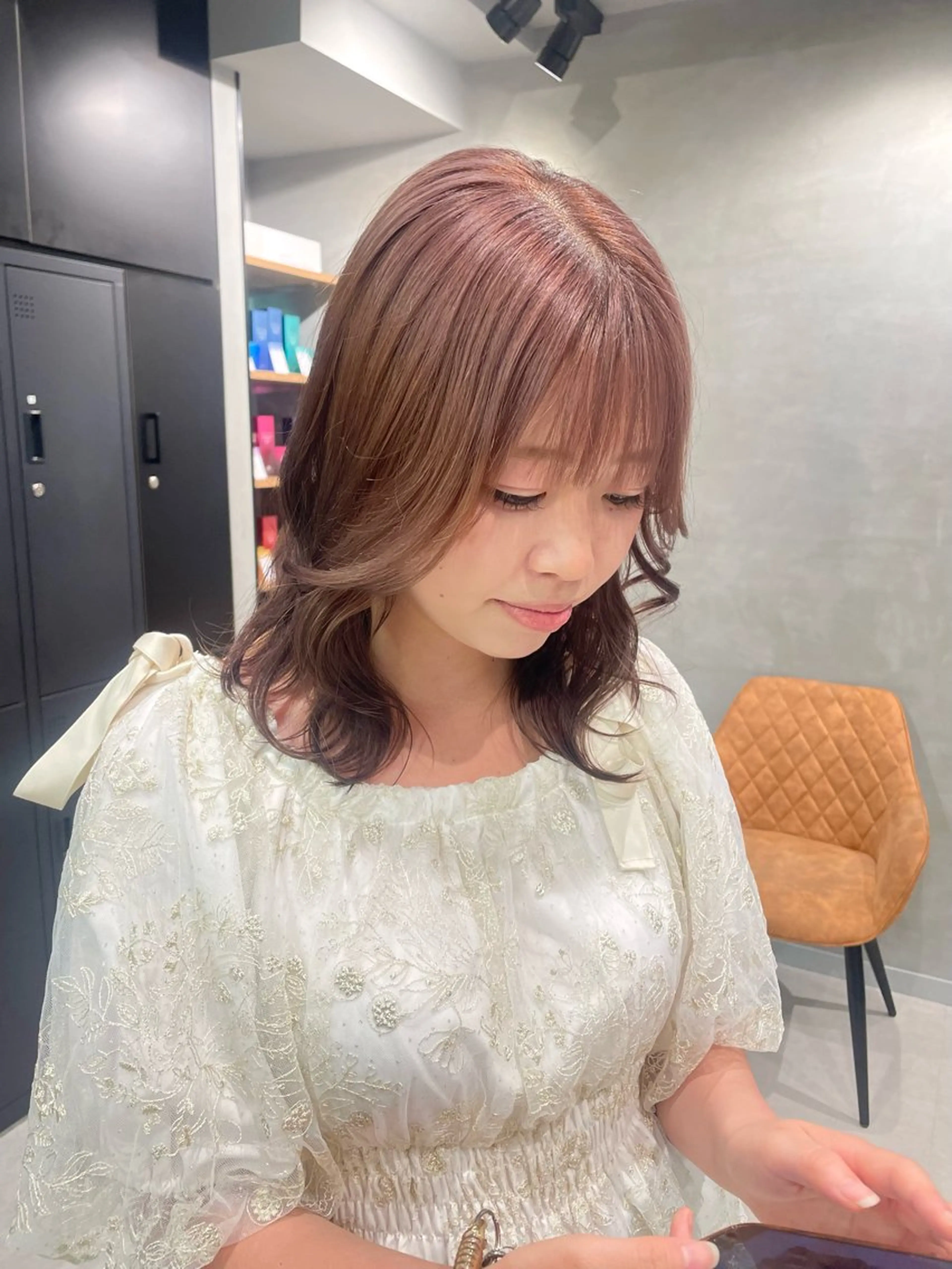 セミロング カット ヘアカラー ヘッドスパ ヘアセット 暖色レイヤー 🥀REIRIのヘアスタイル