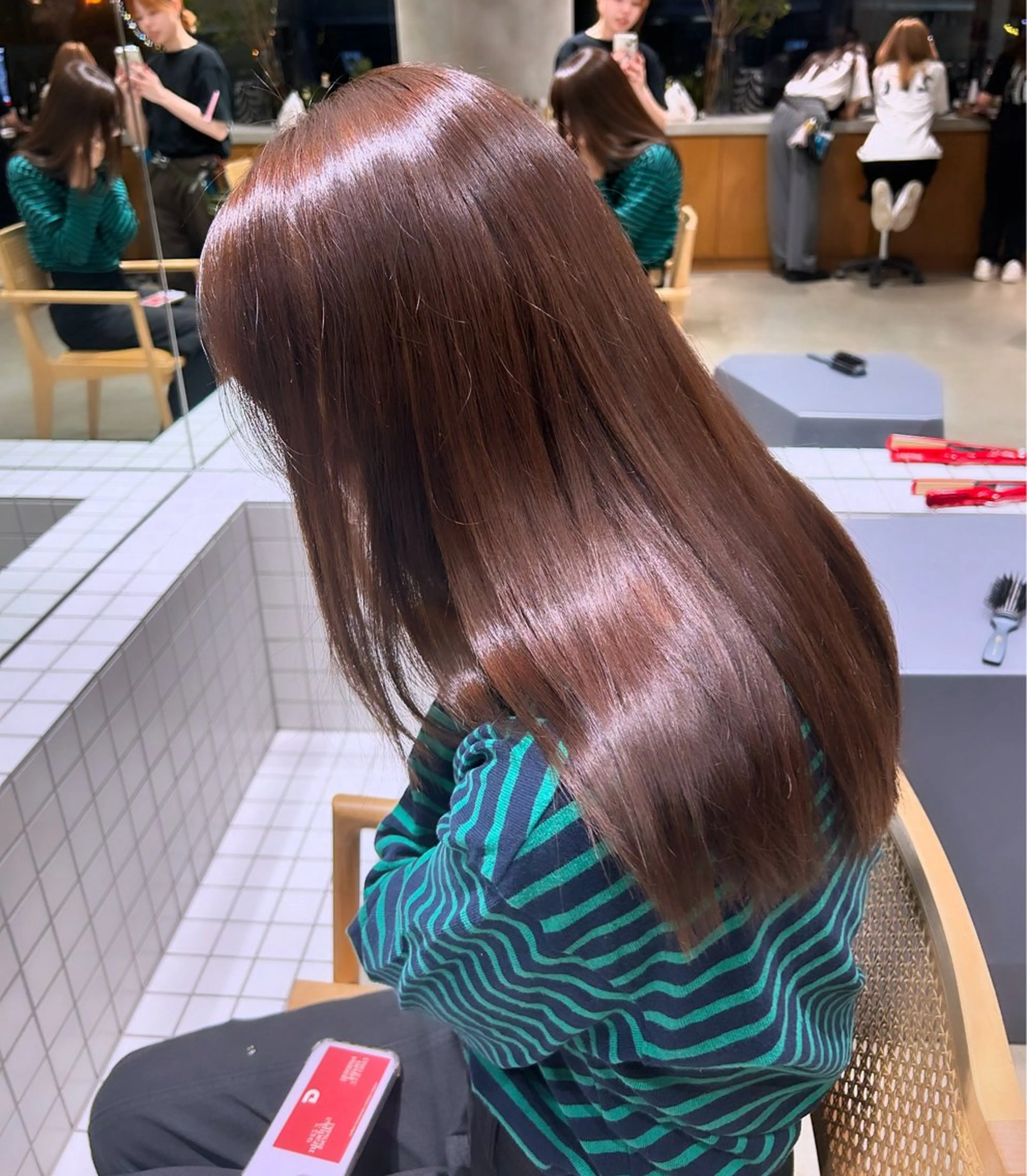 ロング カラー 馬場 菜乃夏のヘアスタイル