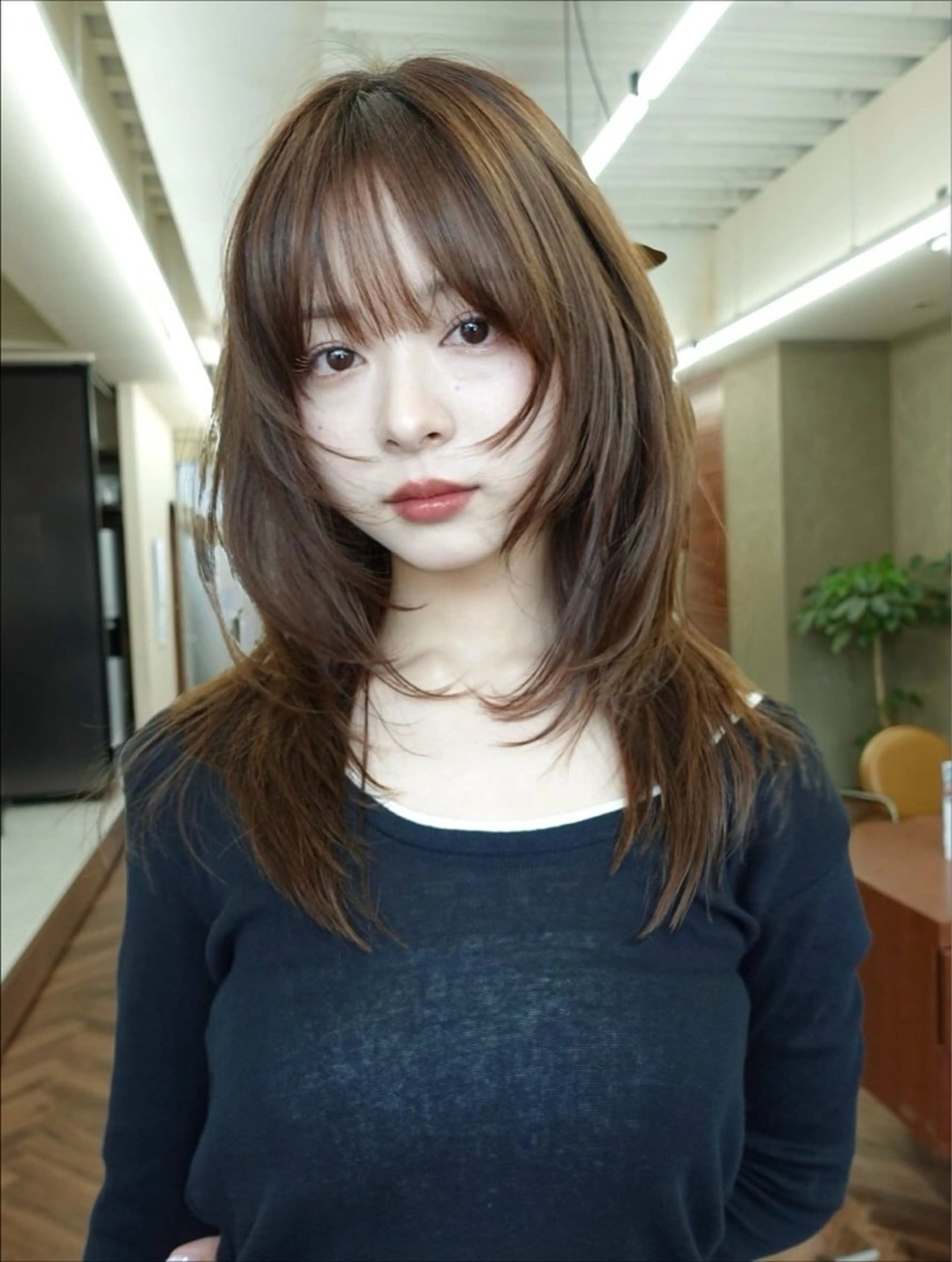 ミディアム カラー ベージュカラー 透明感カラー ダブルカラー オレンジ オレンジベージュ カット ヘアカラー トリートメント レイヤー専門家 ニュアンスカラー修のヘアスタイル