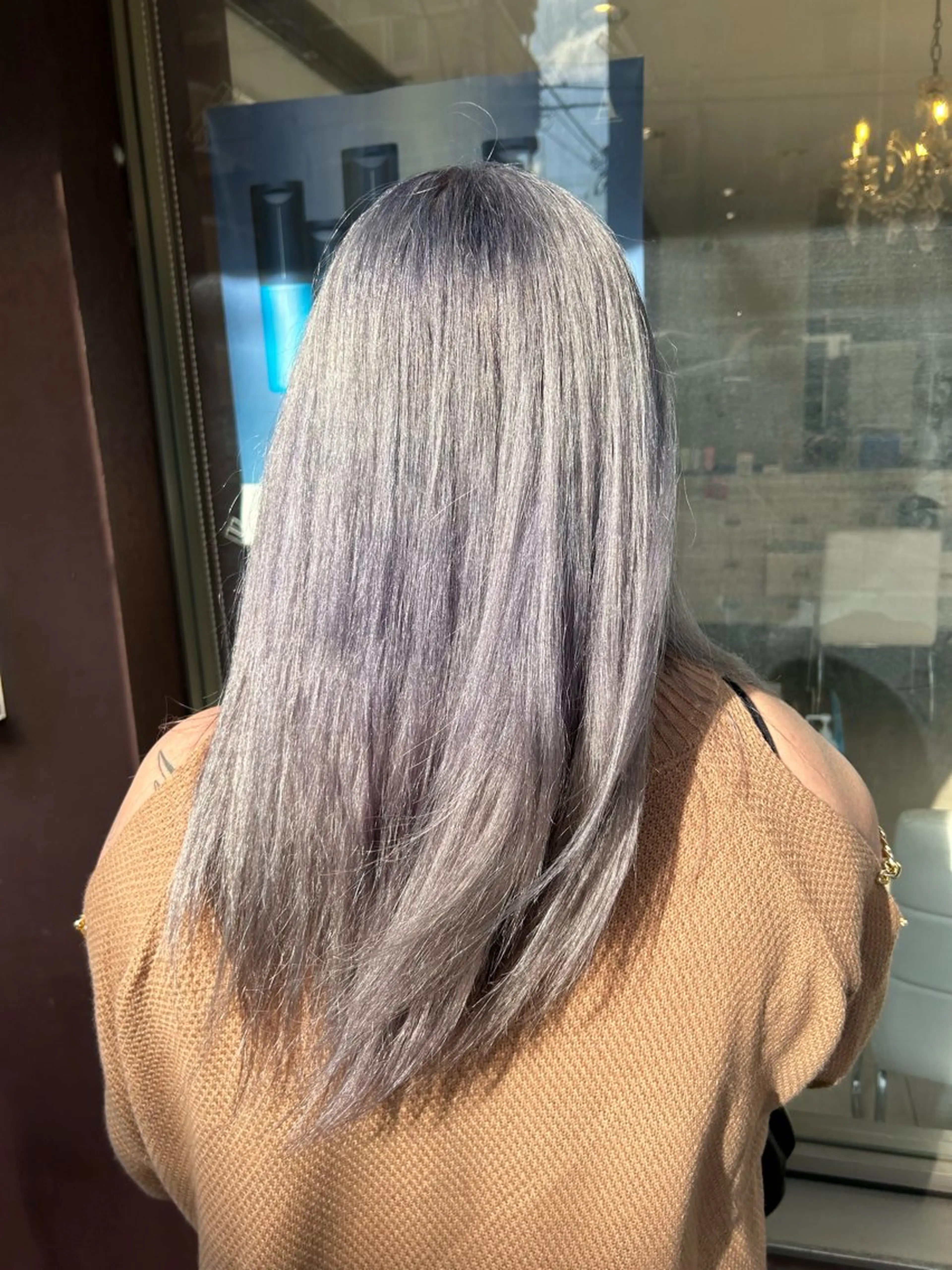 セミロング カラー ヘアカラー トリートメント ウィチ所属・きりゅう つばさのヘアスタイル