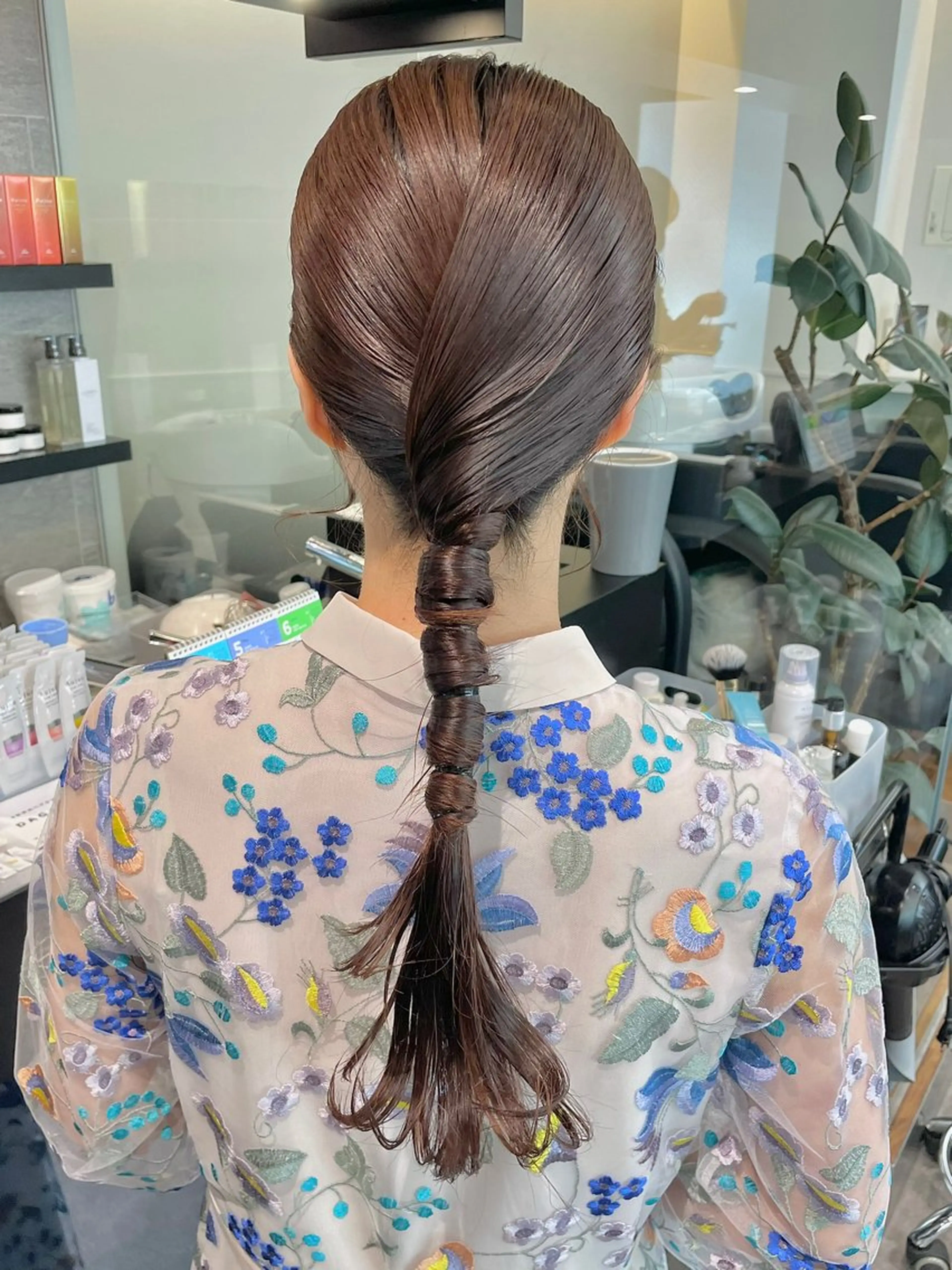 ロング ヘアアレンジ ポニーテール ダブルカラー🦖 /髪質改善⚡️しおりのヘアスタイル