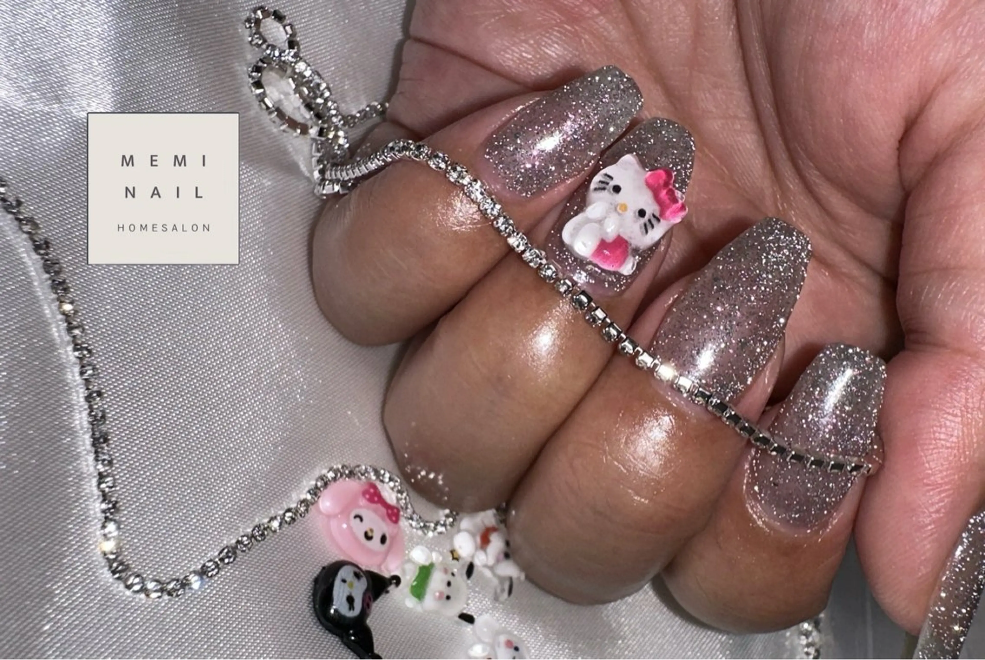 ネイル MEMI NAILのネイルデザイン