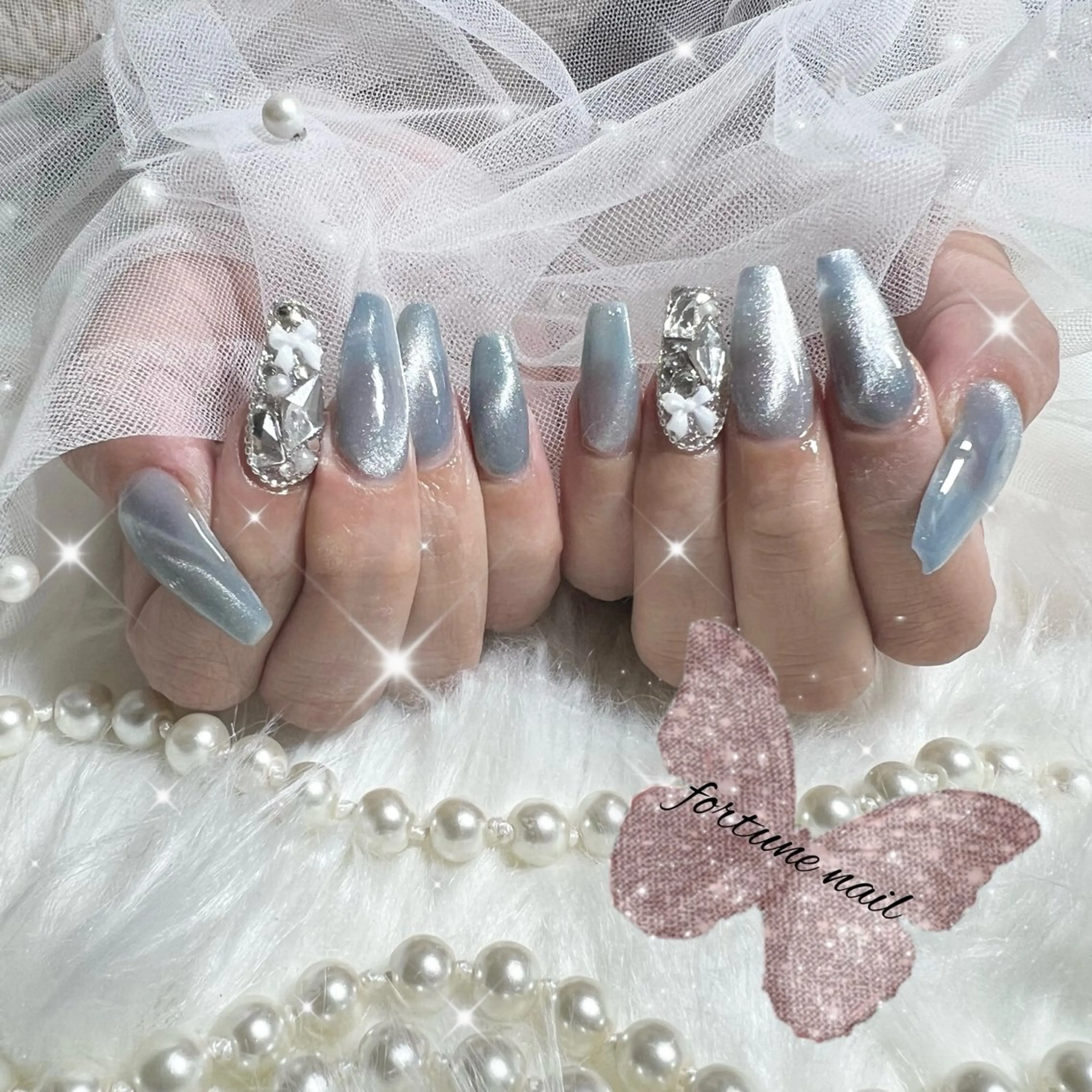 ネイル キラキラネイル マグネットネイル 12/5🈳💜 Yuuna💜のネイルデザイン