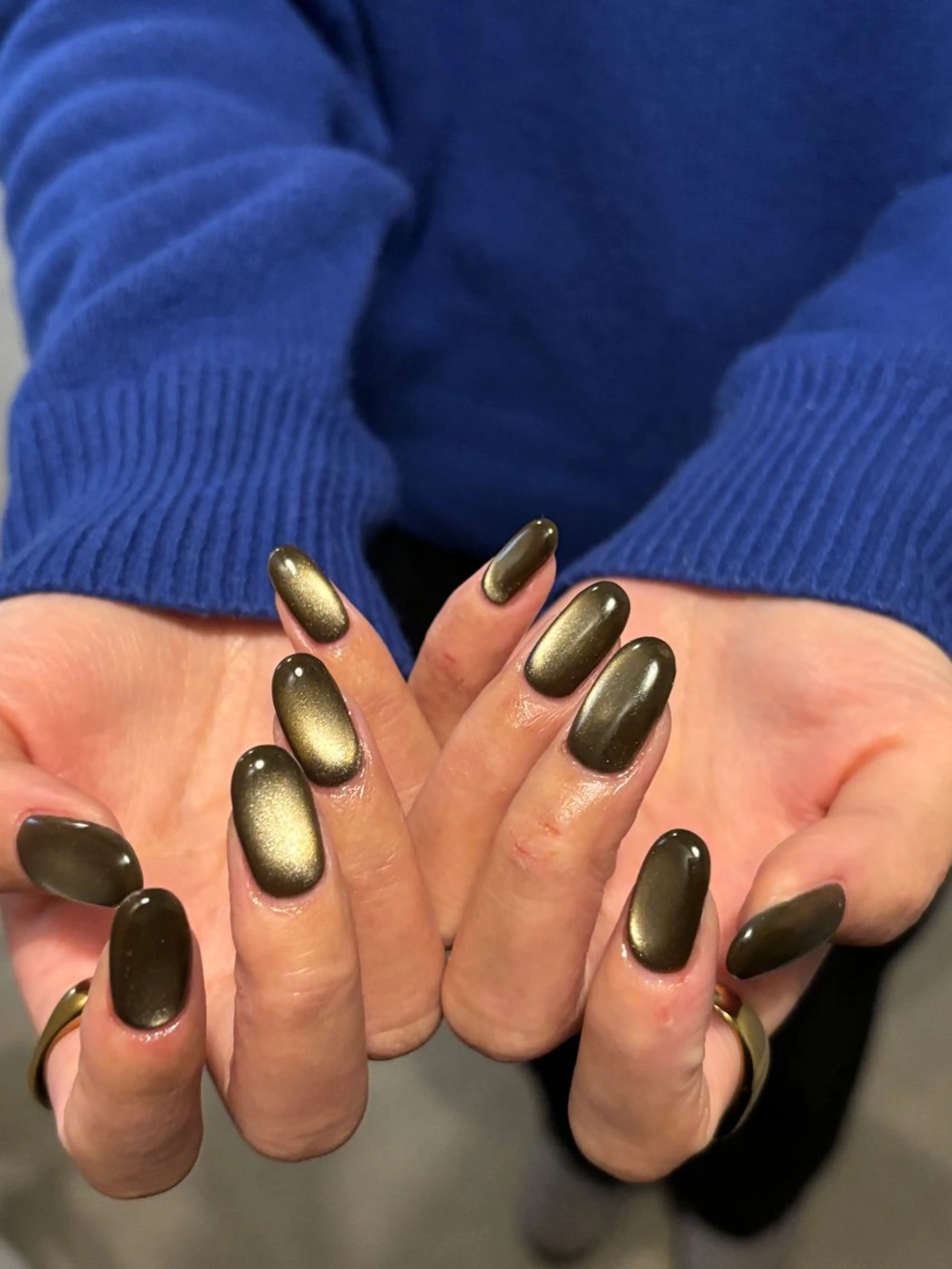 ネイル マグネットネイル ハンドネイル sister  mohawk所属・chika ／ nailのネイルデザイン