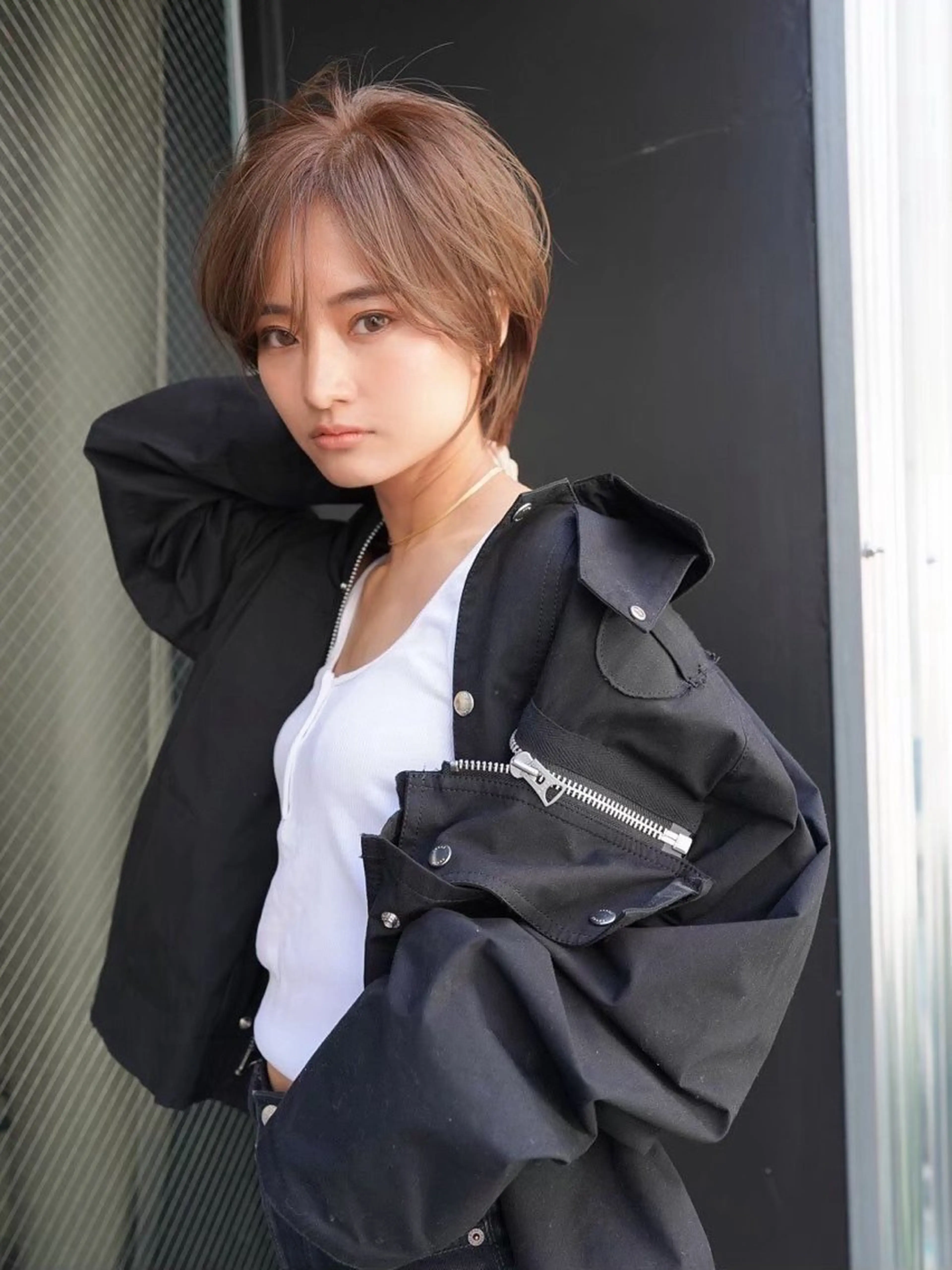 ショート カラー MISAKI🪐 縮毛矯正のヘアスタイル