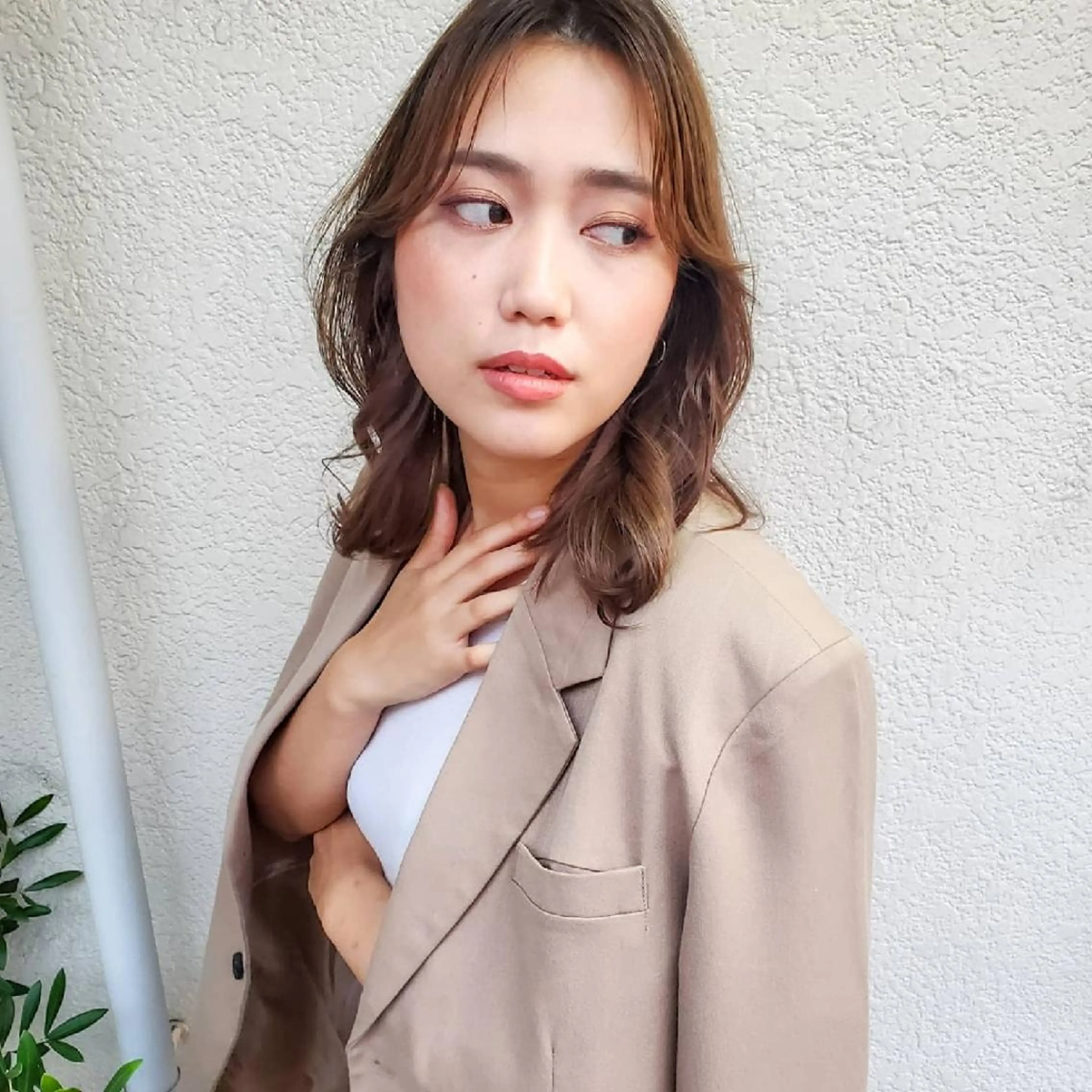 セミロング カラー 切りっぱなしボブ ショートボブ セミロングパーマ バレイヤージュ ベージュカラー カット ヘアカラー トリートメント フリーランス所属・韓国ヘア レイヤー くびれヘアMATSUのヘアスタイル