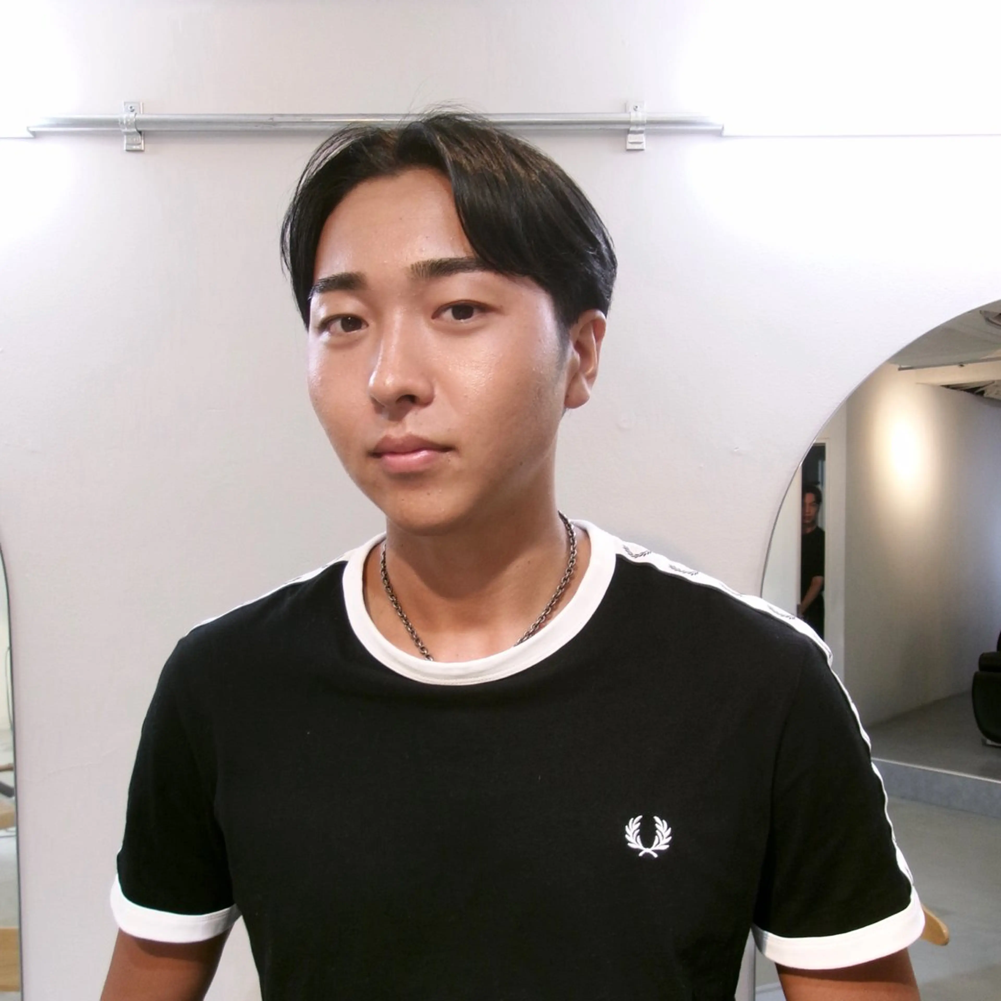 ショート メンズ センターパート カット FavyS所属・マツウラ サキミのヘアスタイル