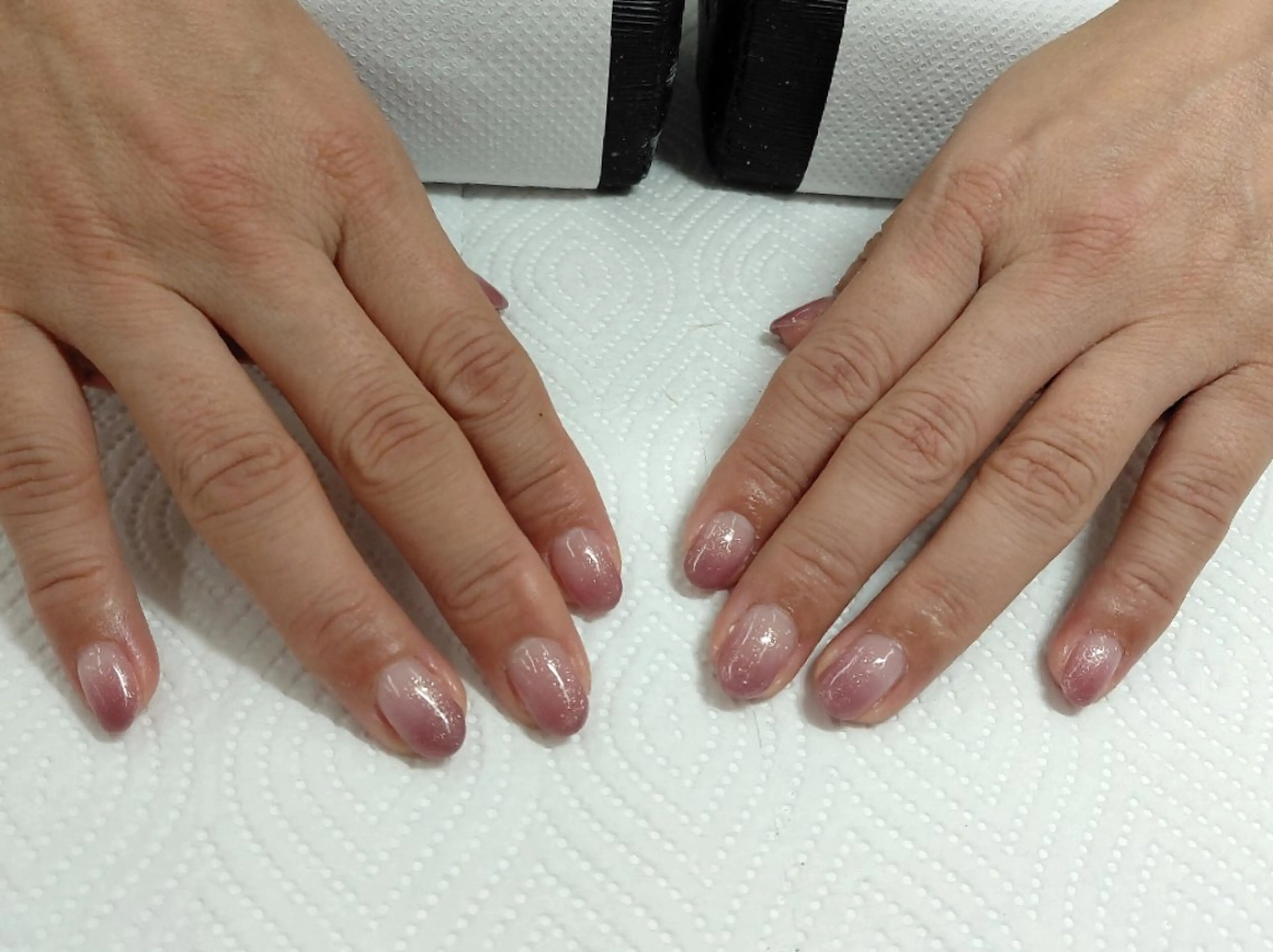 HAND グラデーションの写真