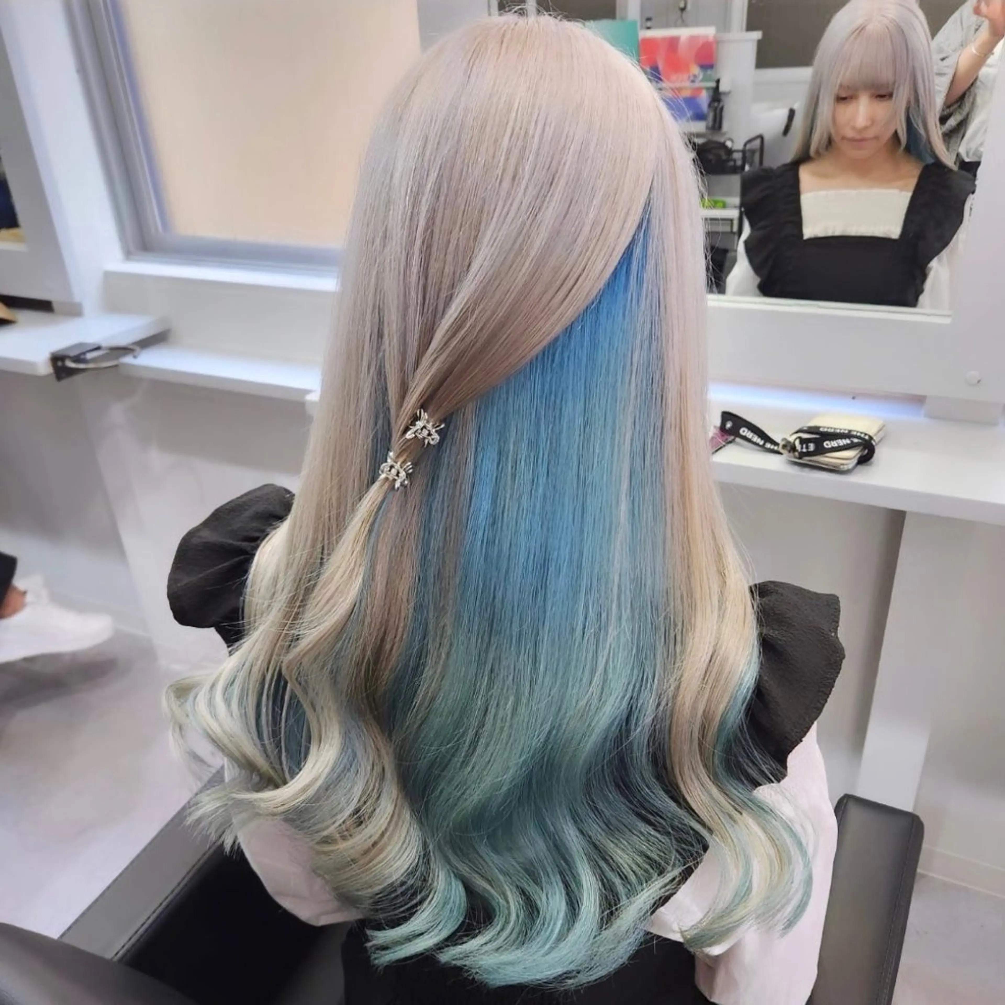 カラー ベージュカラー ブリーチ ダブルカラー グレージュ ハイトーンカラー ミルクティーベージュ /ピンク/大阪/堀江のヘアスタイル