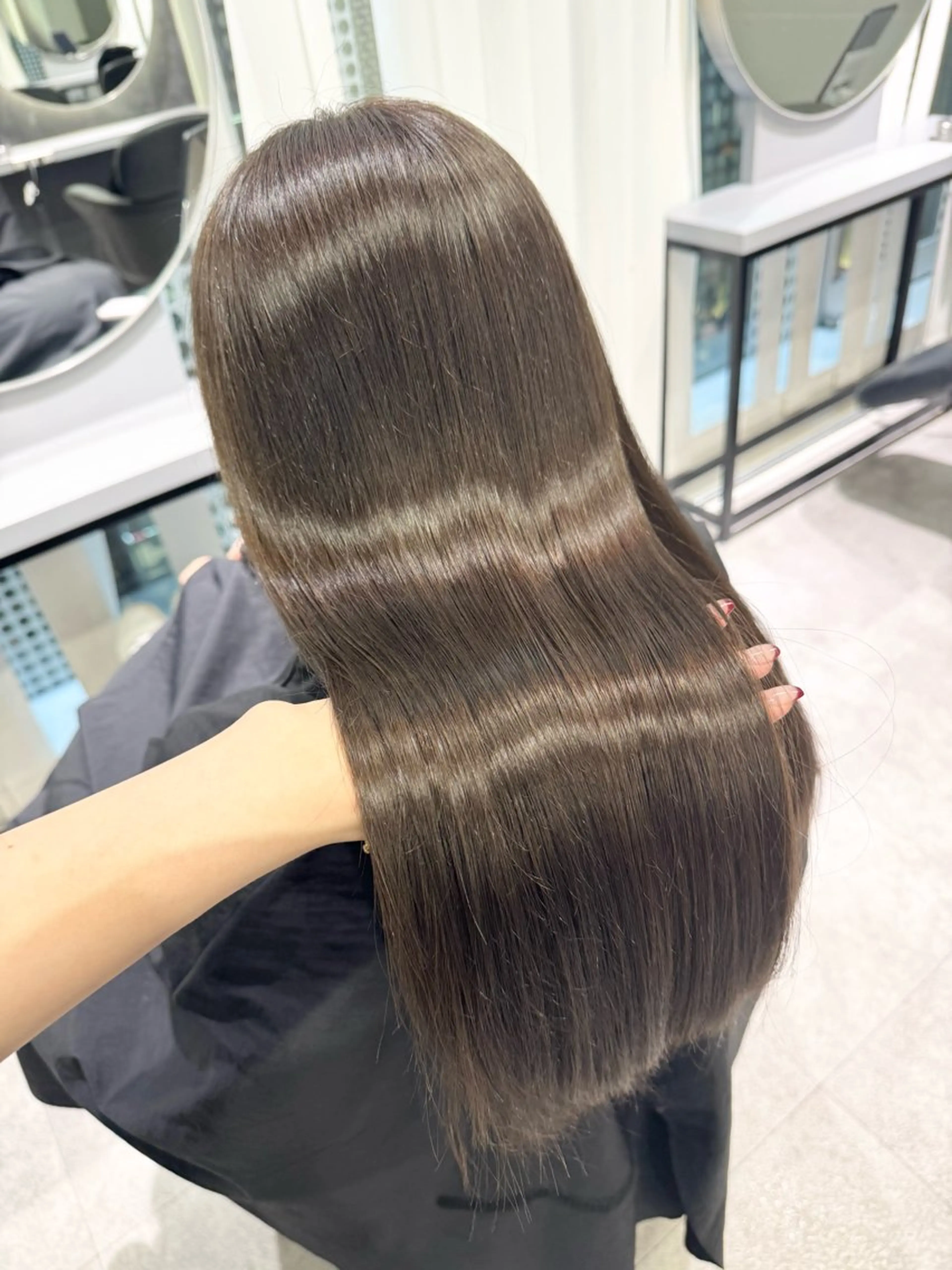 ロング カット ヘアカラー 縮毛矯正 トリートメント 銀座/顔周りレイヤー 🤍kanohoのヘアスタイル
