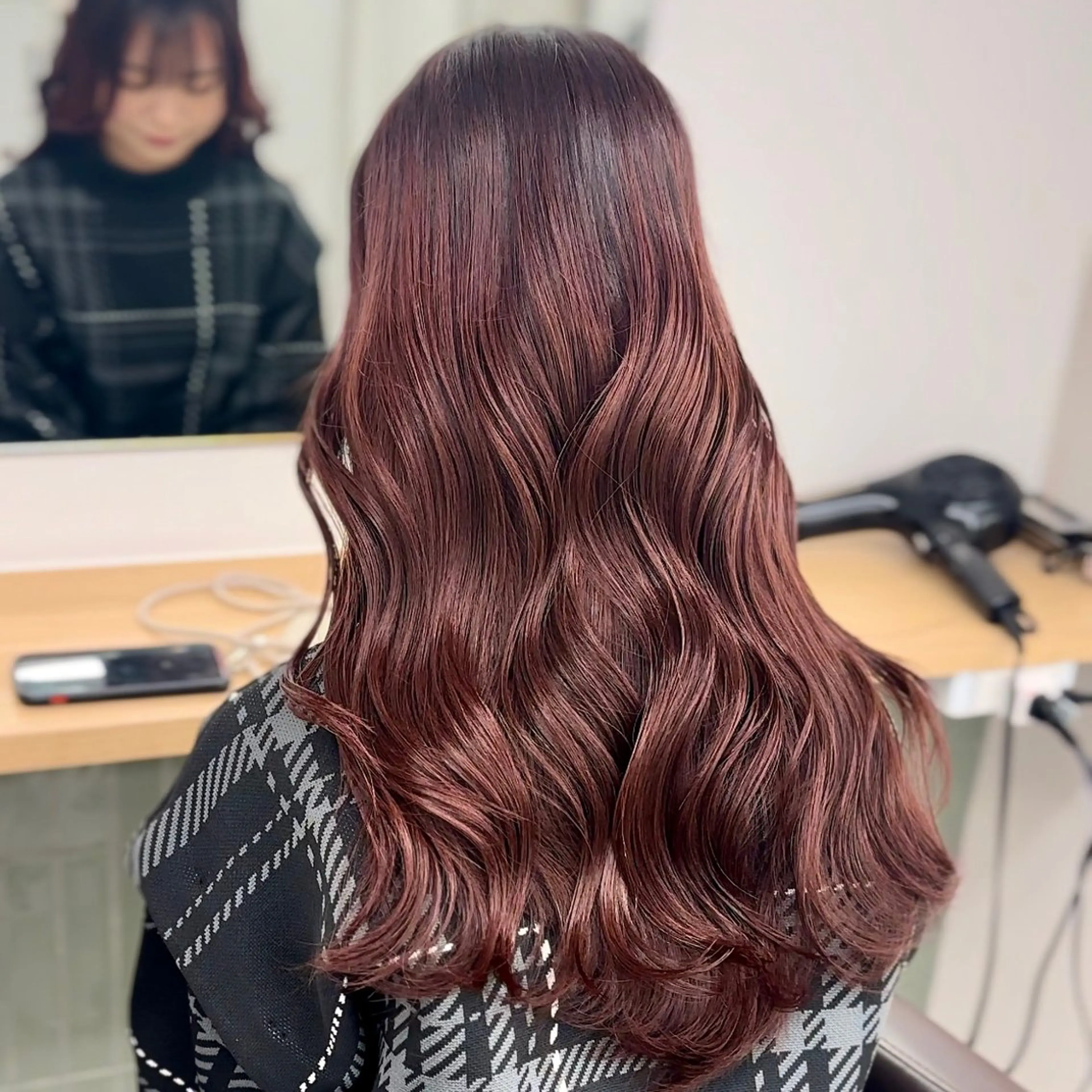 セミロング カラー ブリーチなし/レイヤ ー特化🌈Tommyのヘアスタイル