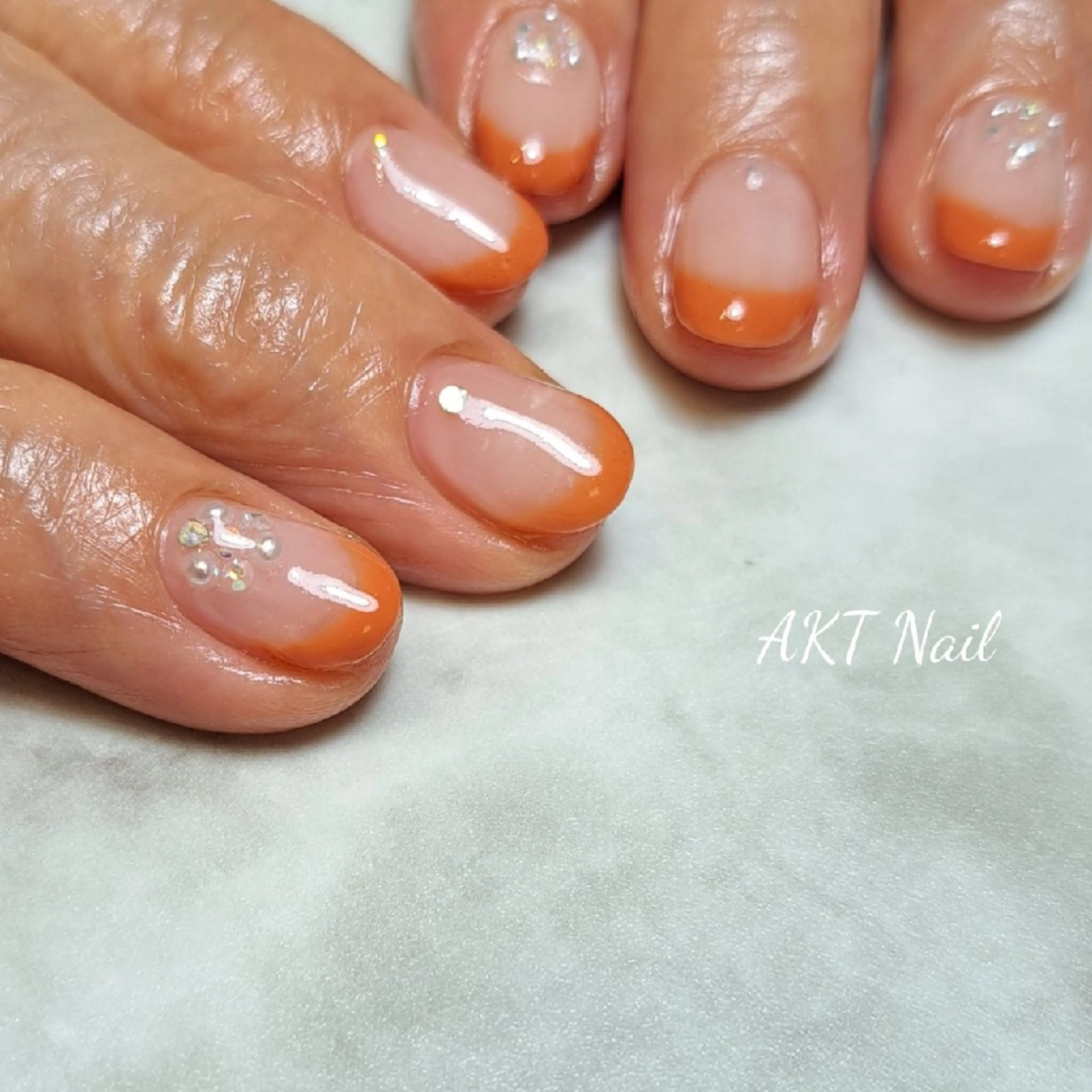 ネイル ハンドネイル AKT NAIL所属・AKT Beauty ドライヘッドスパのネイルデザイン